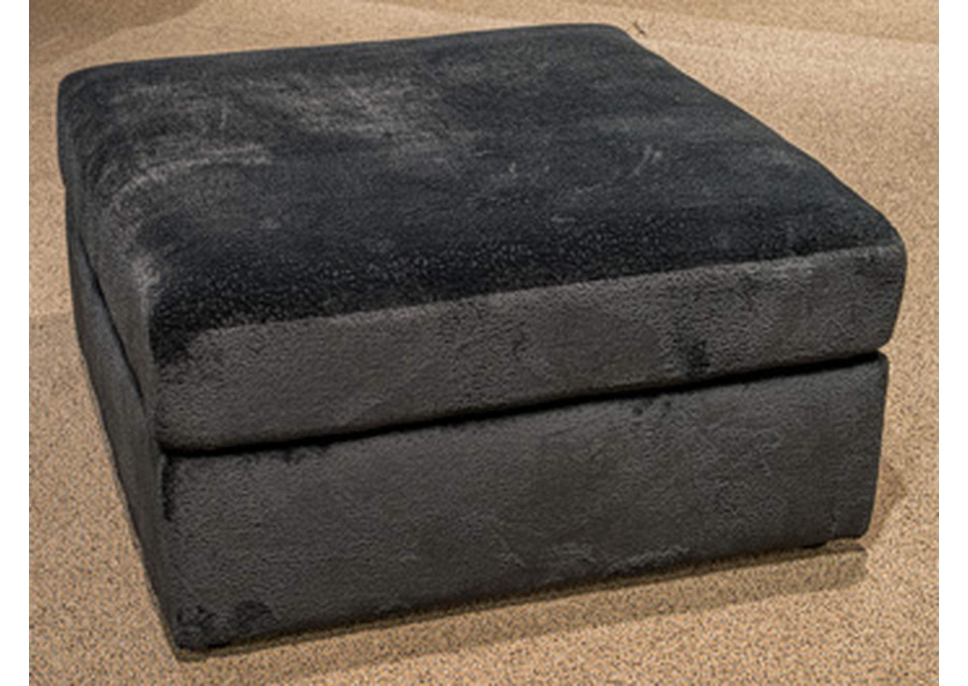 Ashford Heights Oversized Accent Ottoman image 1