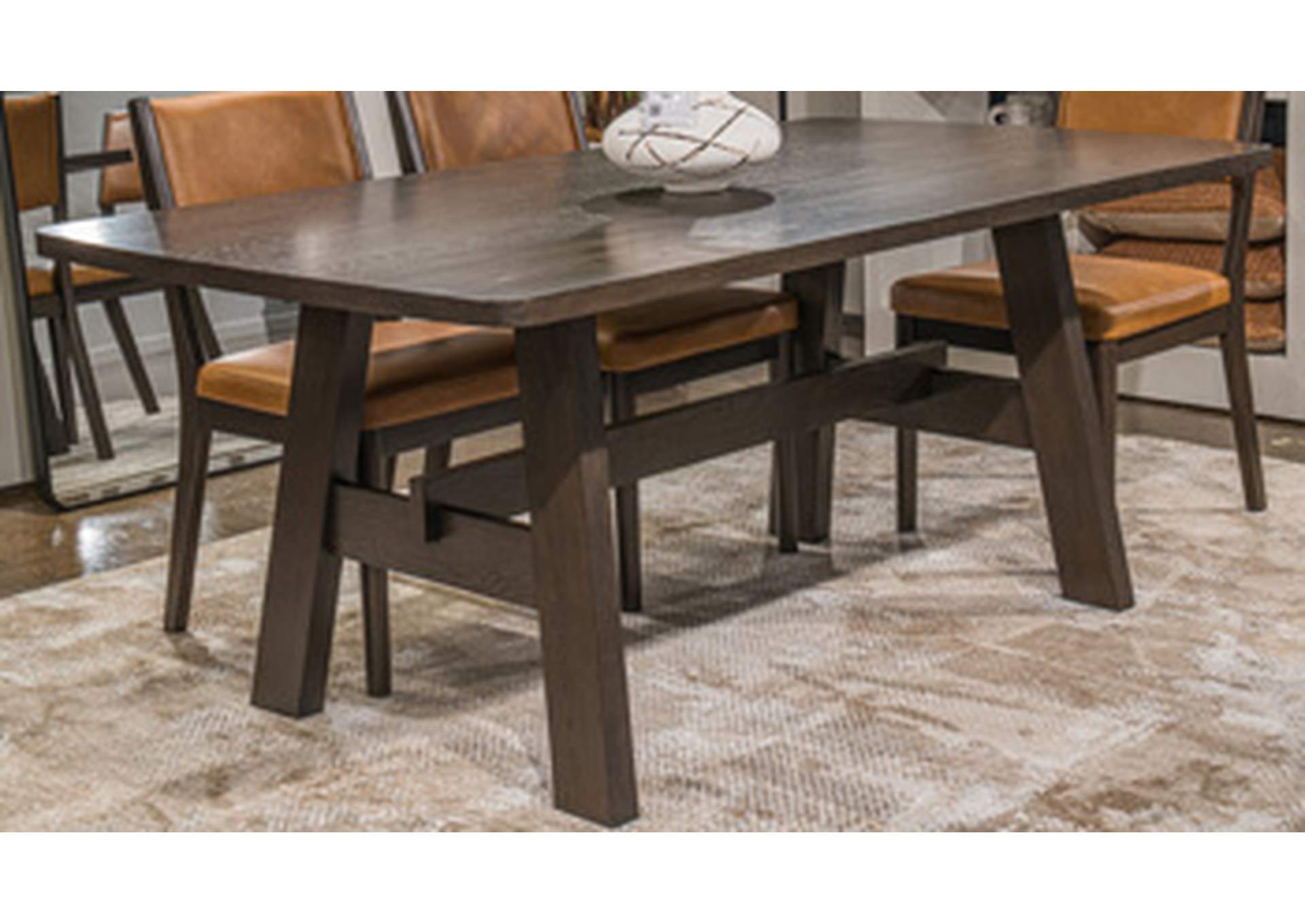 Starhaven Dining Table image 1
