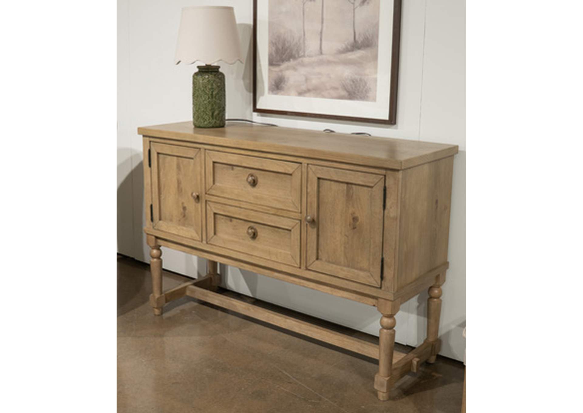 Mirlanda Dining Server image 1