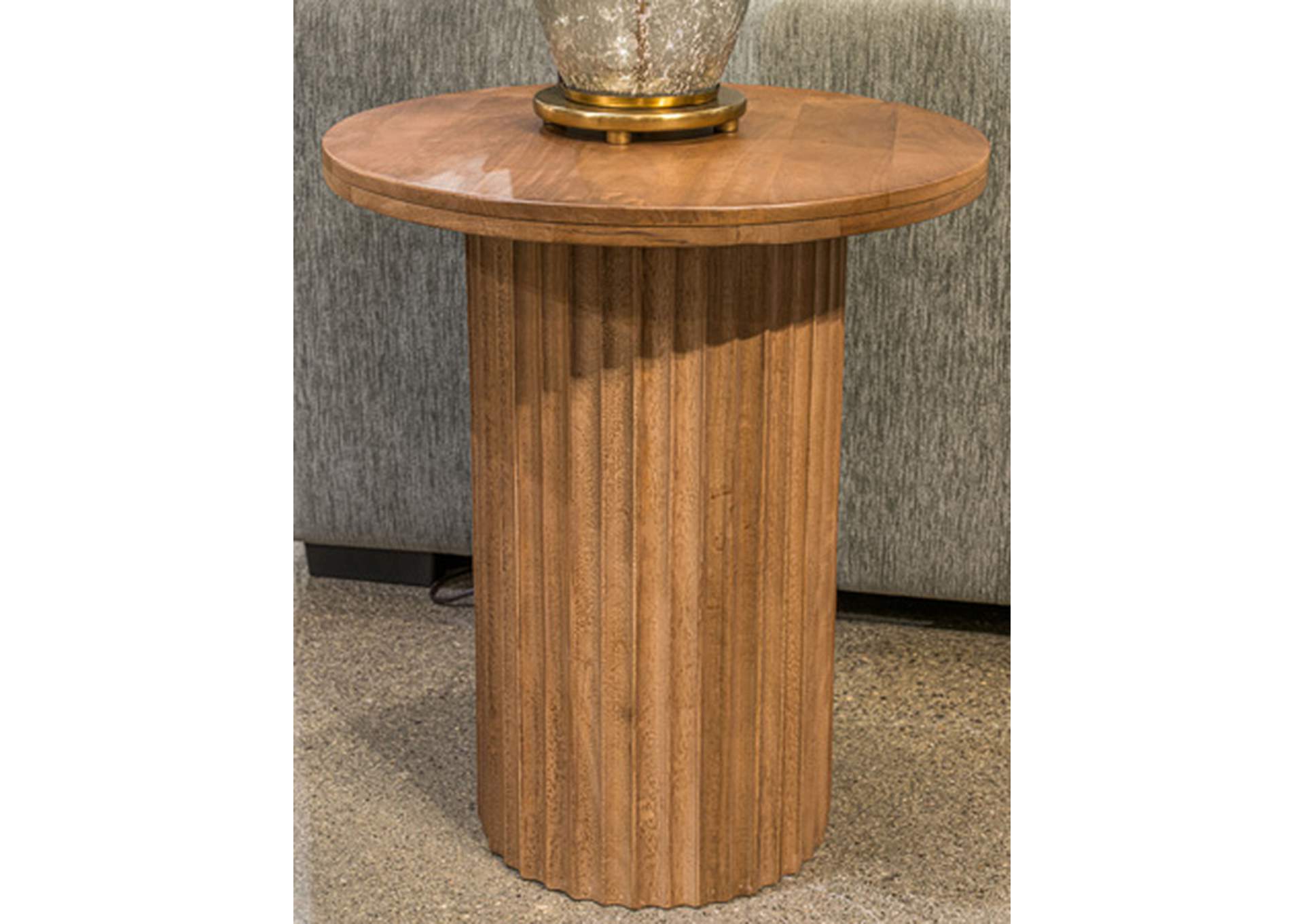 Towner Grove End Table image 1