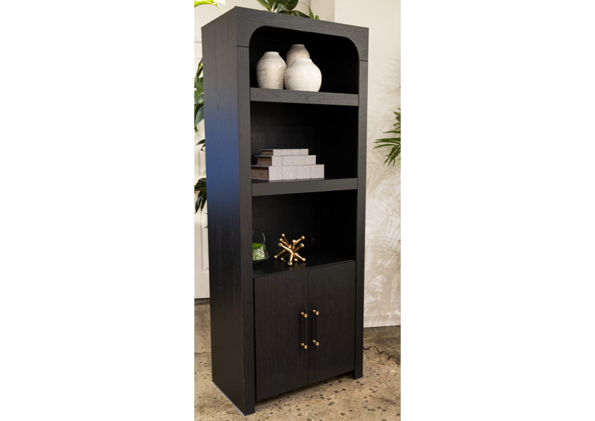 Clanden Display Cabinet image 1