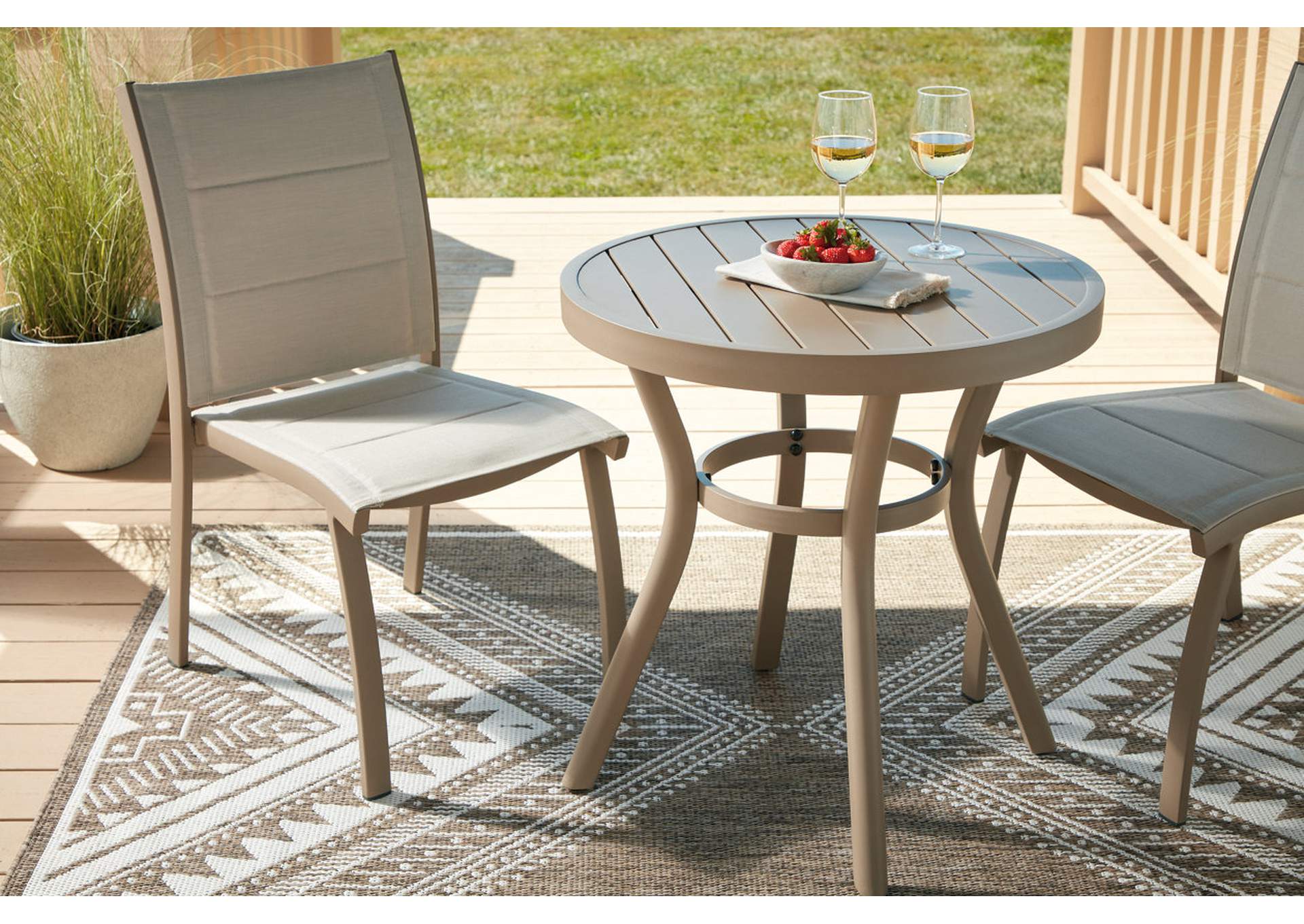 Mission Beach Outdoor Table and 2 Chairs image 10