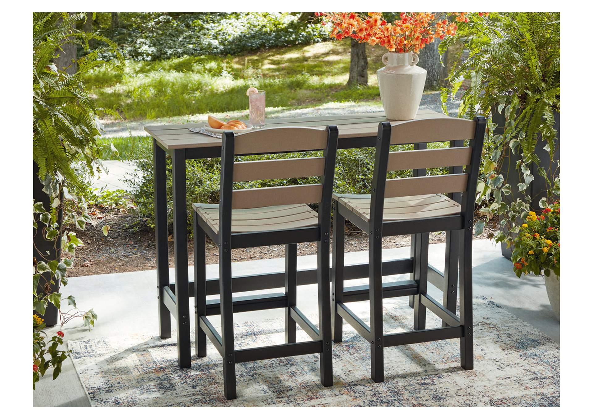 Shoreline Beach Outdoor Counter Table and 2 Barstools image 7