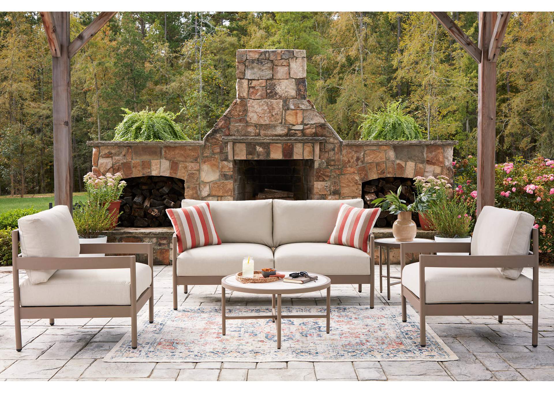 Bluff Trail Outdoor Love/Chairs/Tables Set (Set of 5) image 2