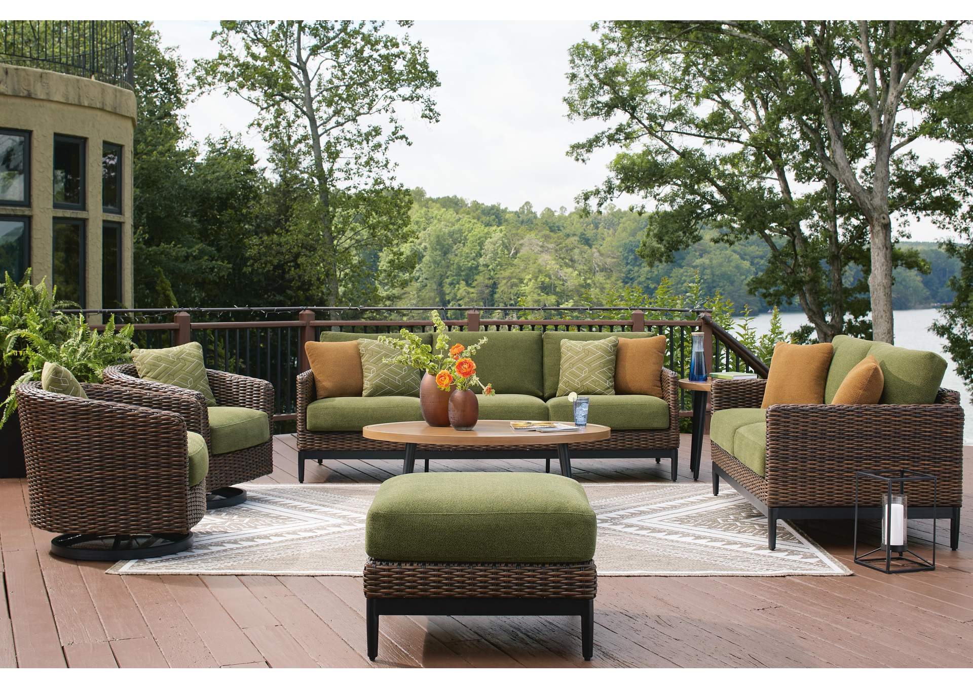 Horizon Hall Outdoor Loveseat with Cushion image 13