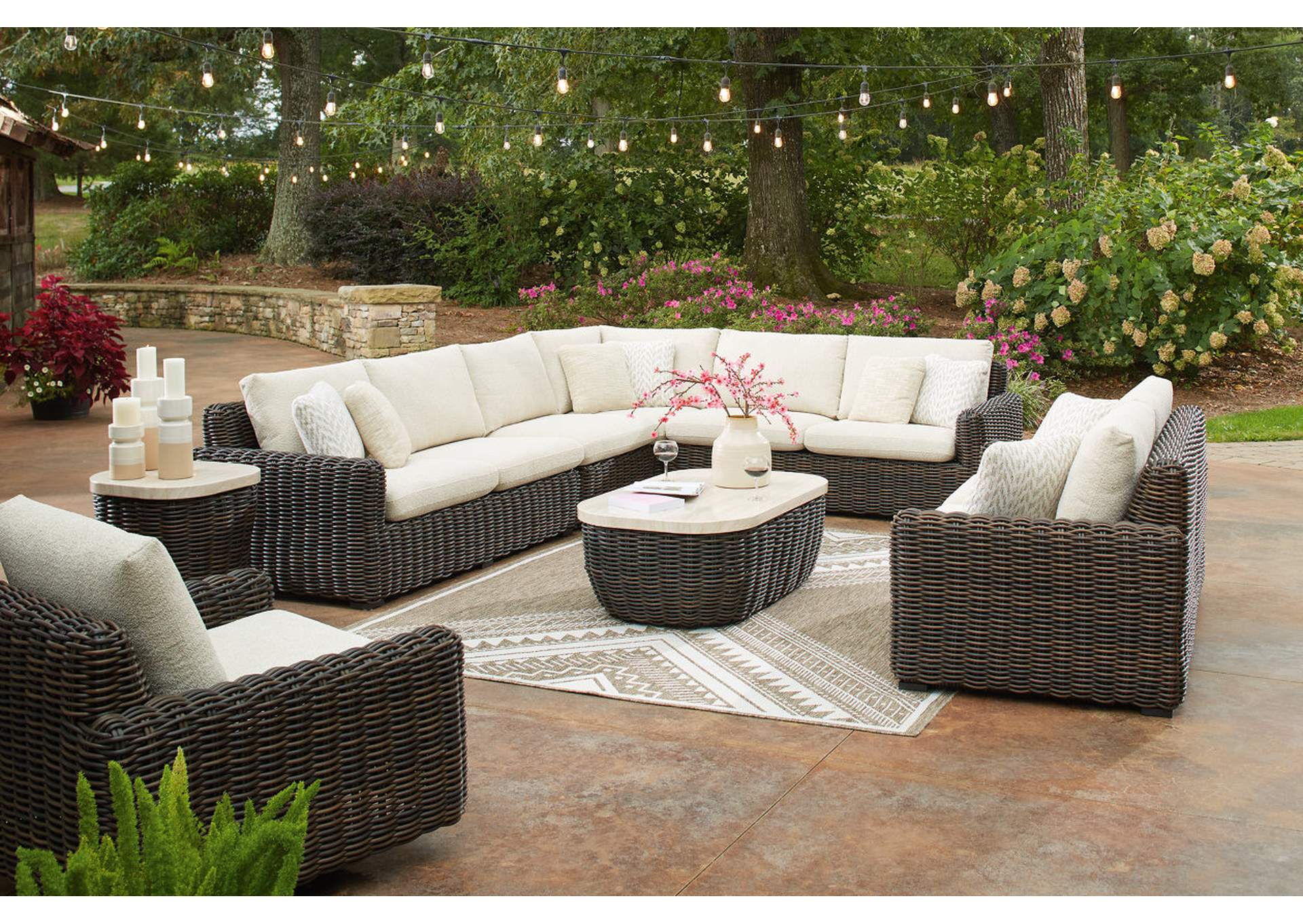 Kimora 4-Piece Outdoor Sectional image 4