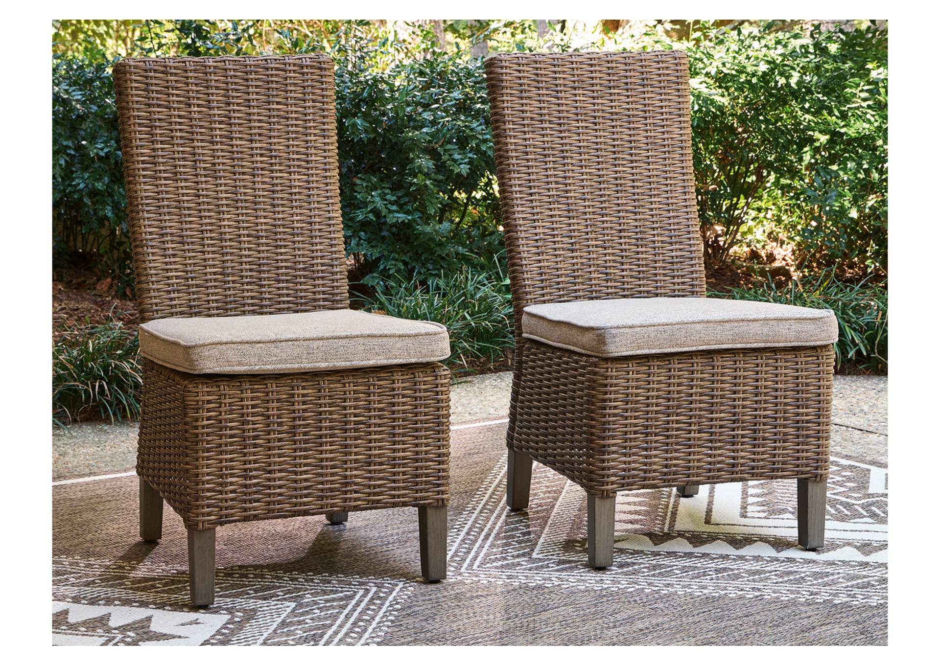 Laguna Heights Side Chair with Cushion (Set of 2) image 2