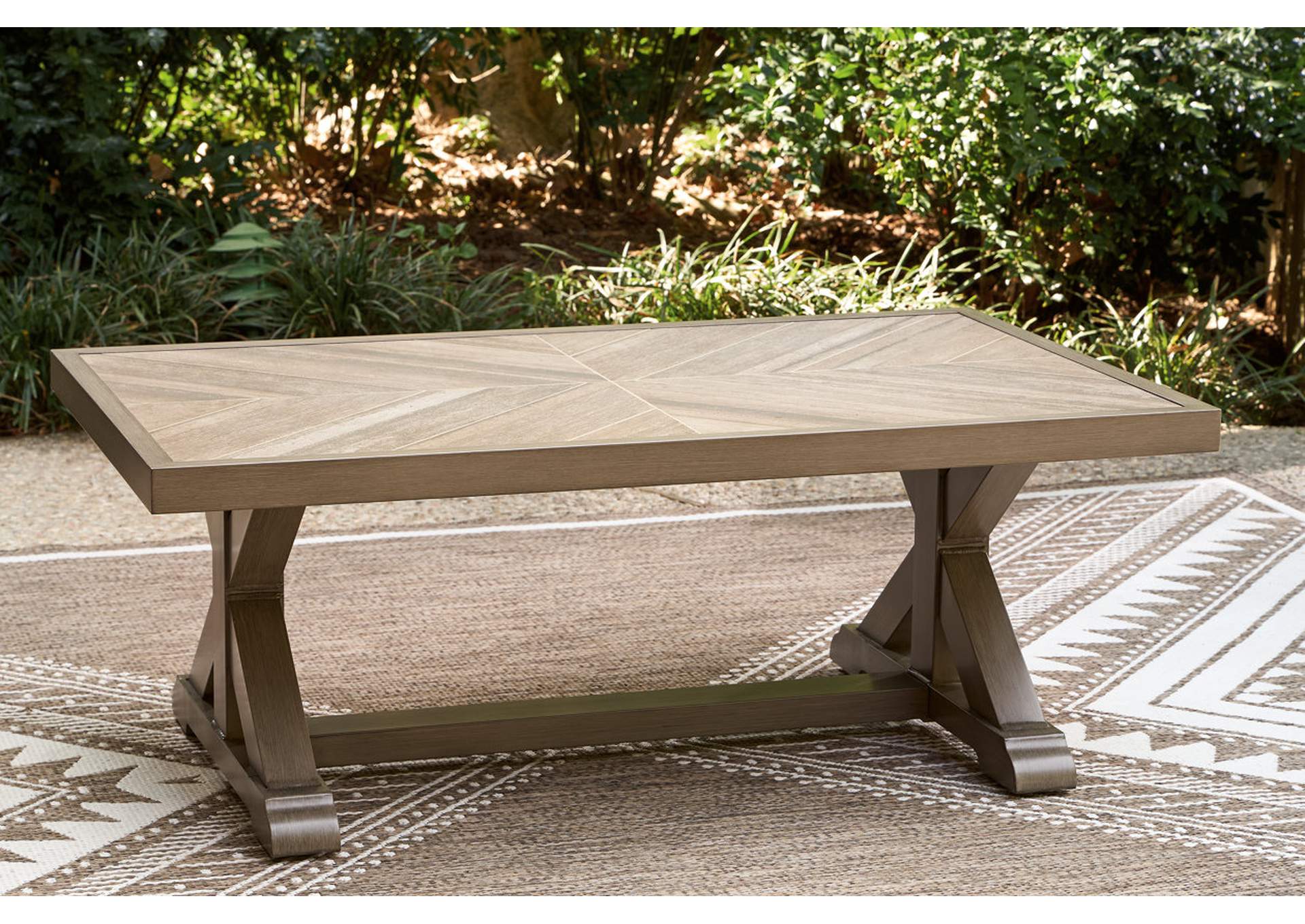 Laguna Heights Outdoor Coffee Table image 4