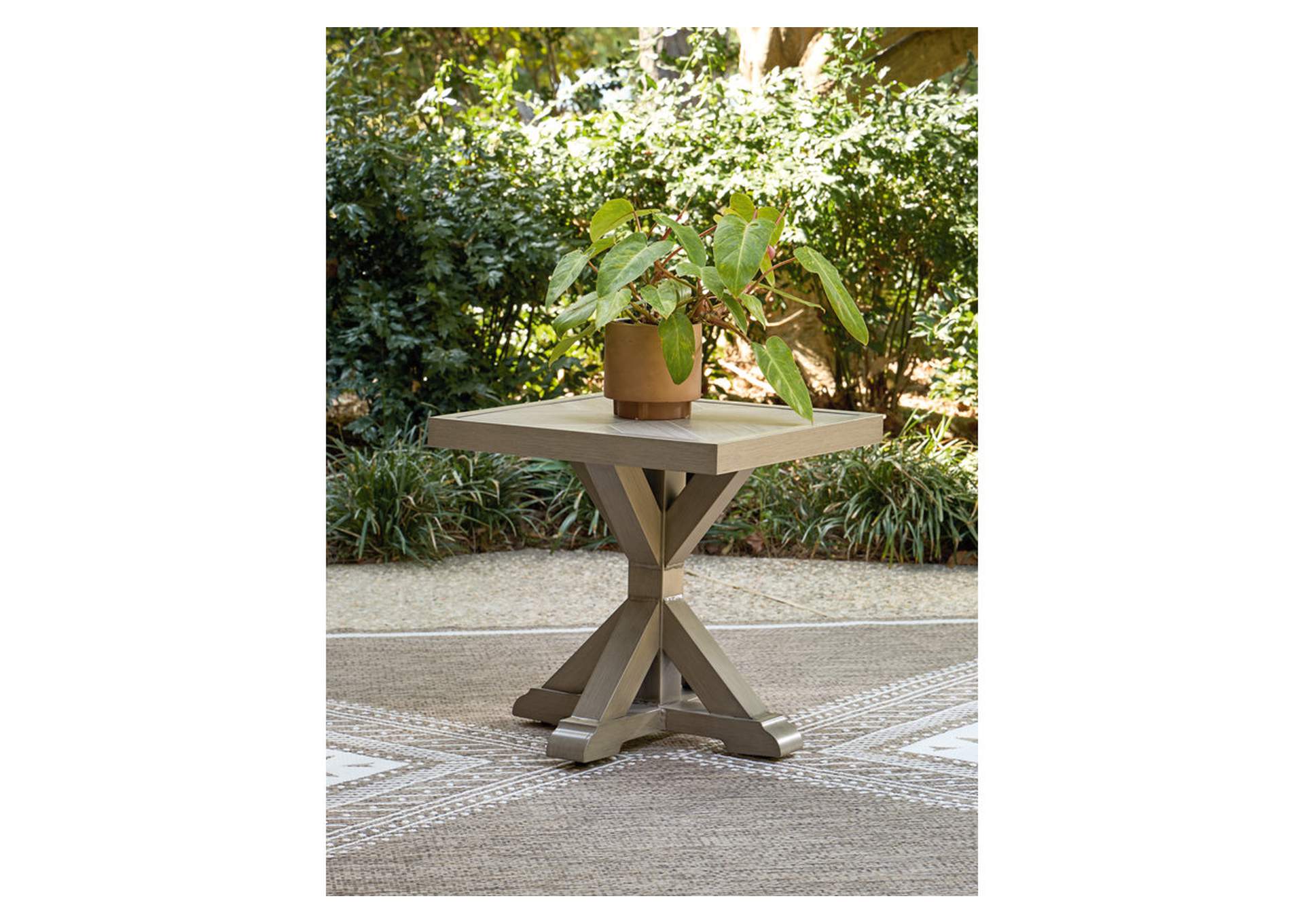Laguna Heights Outdoor End Table image 2