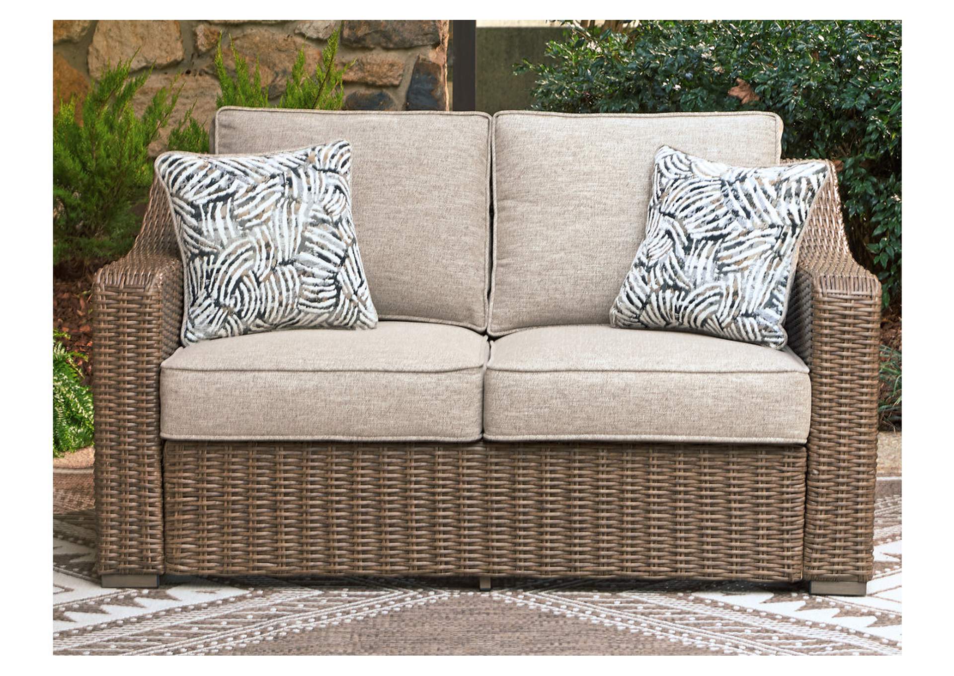 Laguna Heights Outdoor Loveseat with Cushion image 3
