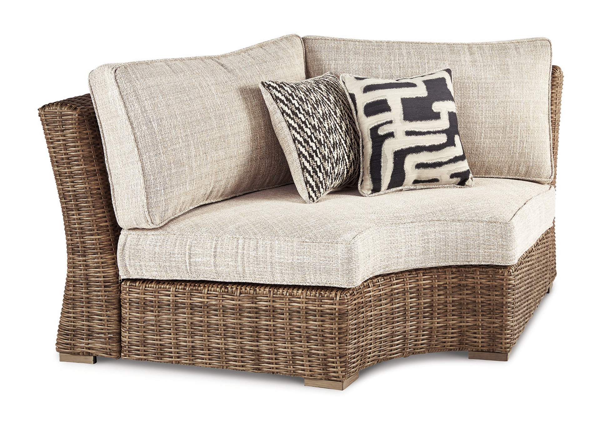 Beachcroft 5Piece Outdoor Sectional with Coffee Table and 2 End Tables