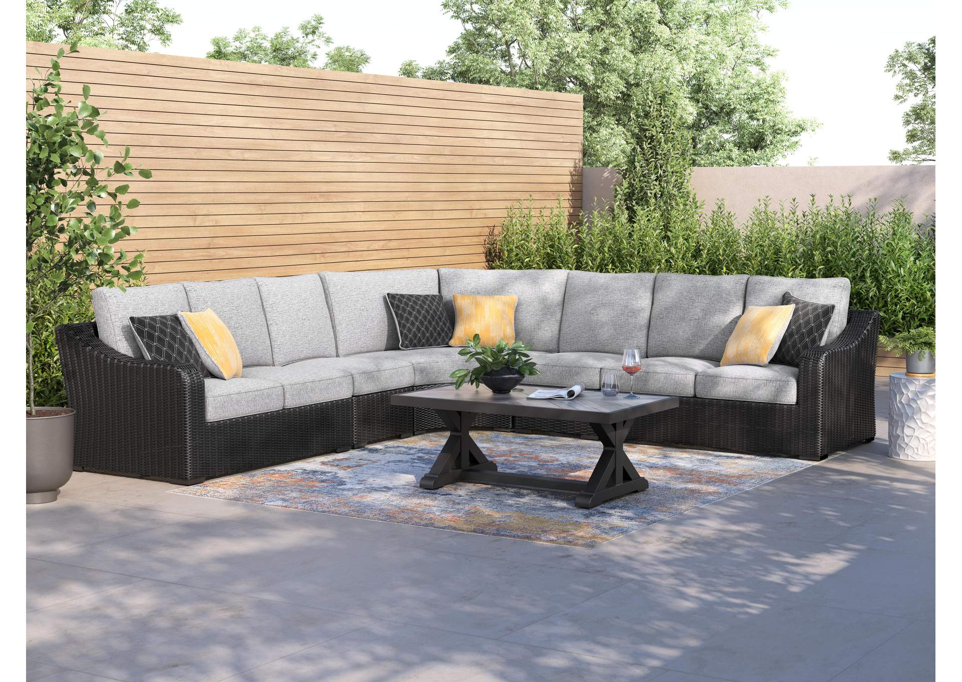 Beachcroft 5-Piece Outdoor Sectional image 27