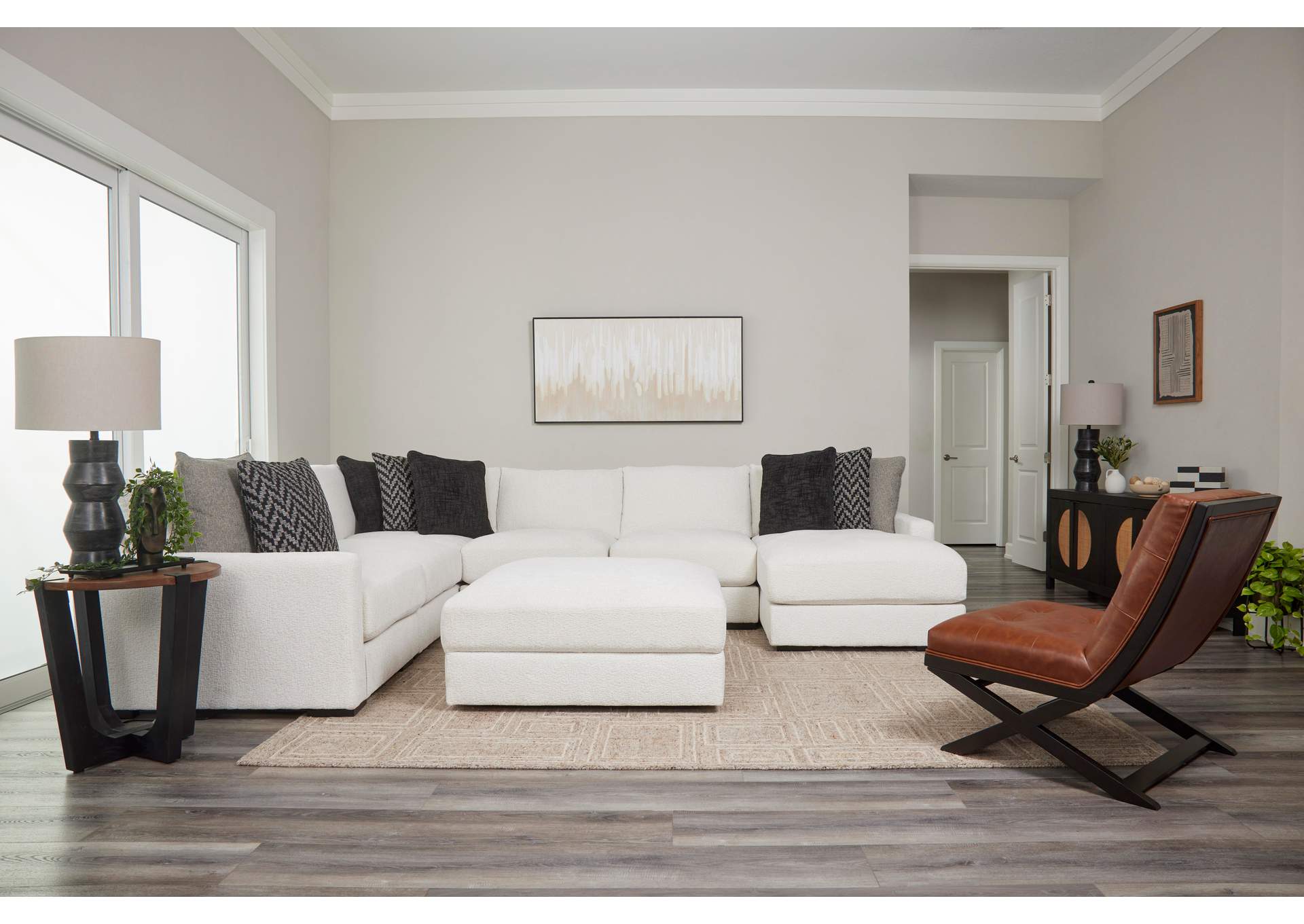 Elissa Court 6-Piece Sectional with Chaise image 12