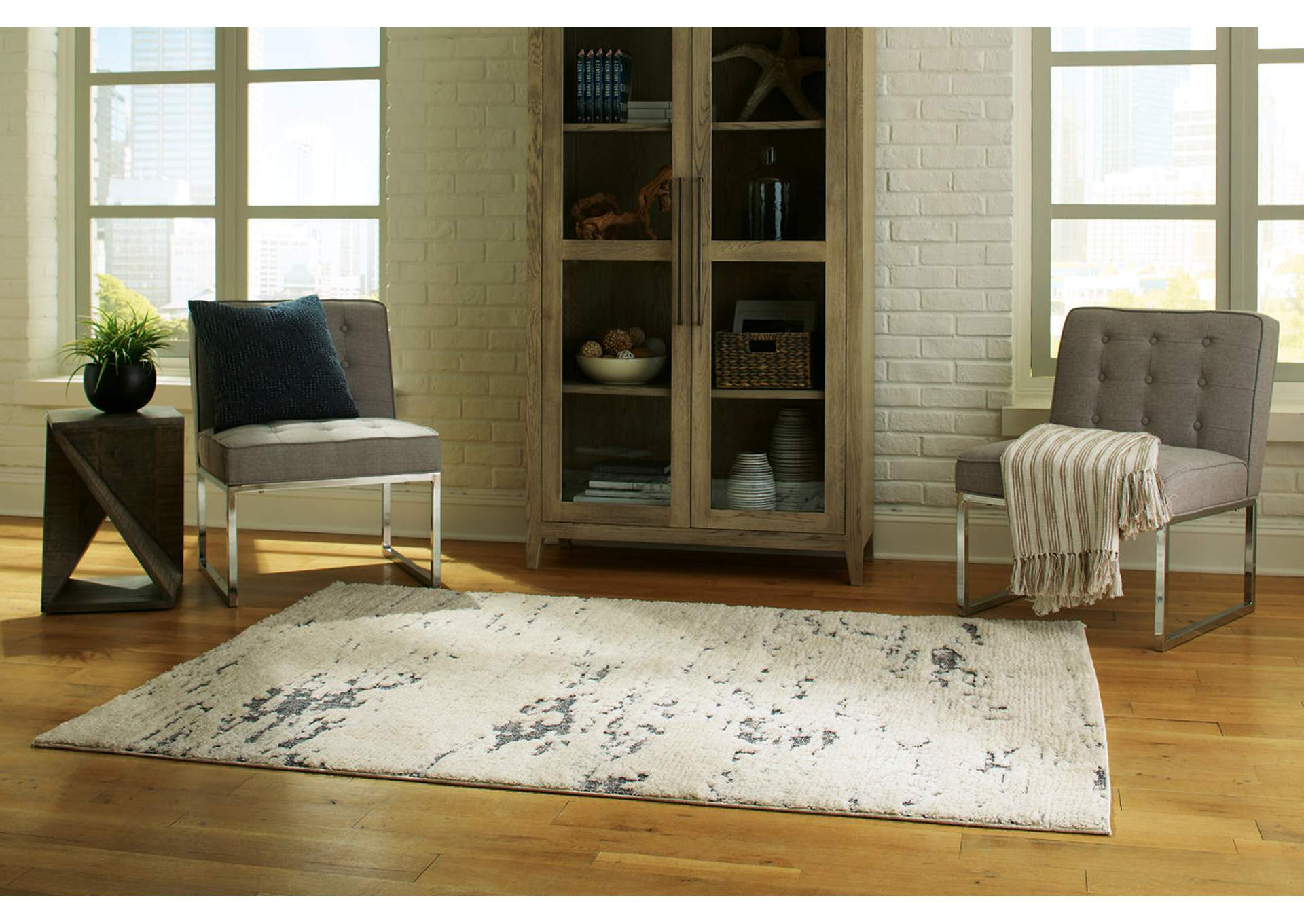 addylin-7-10-x-9-10-rug