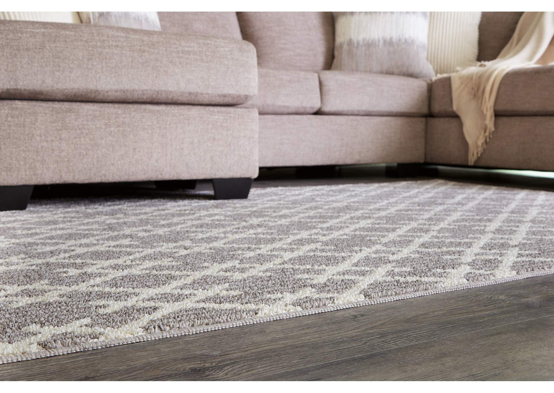 Wadehall 5' x 7' Rug image 3