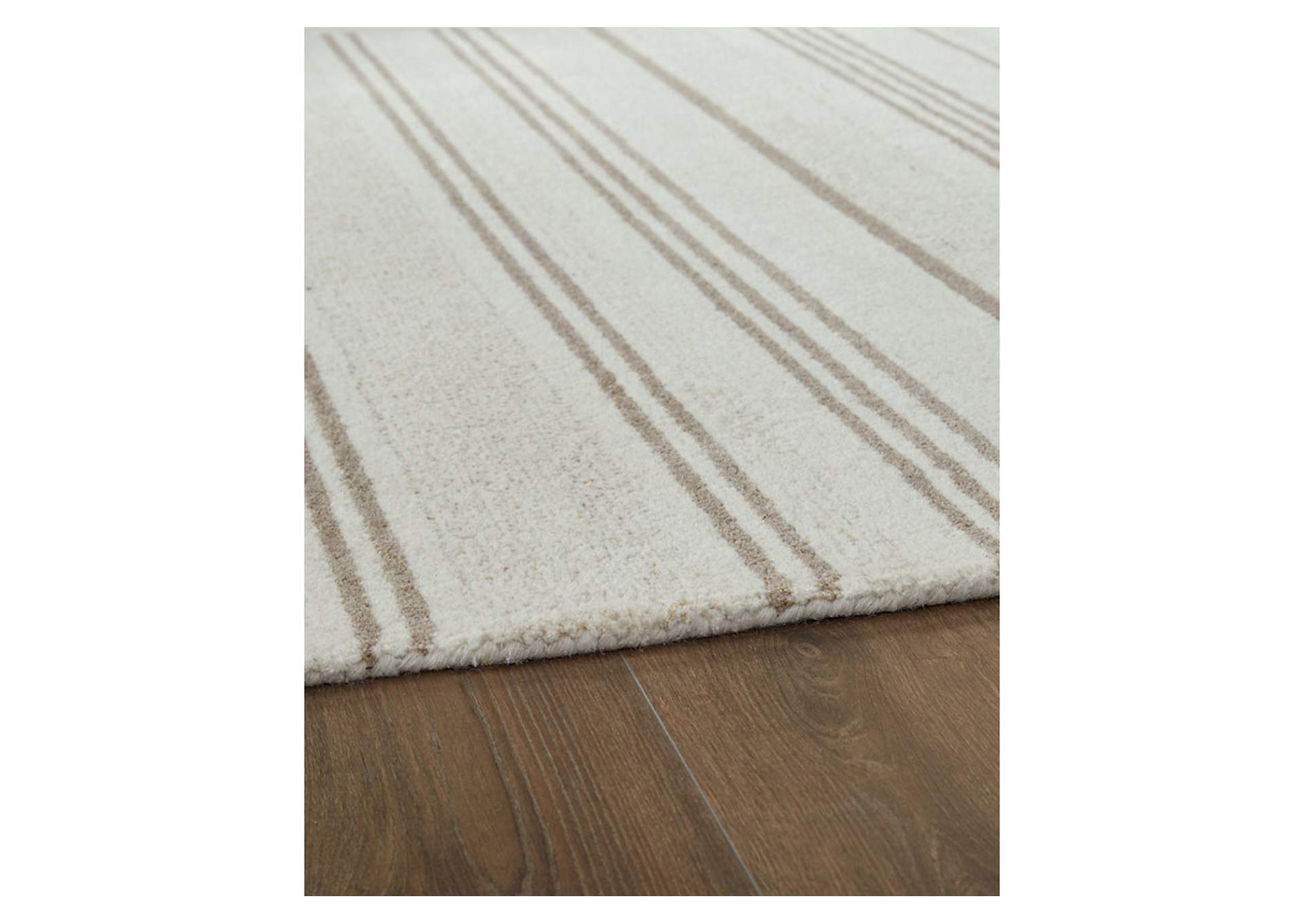 Gadence 5' x 7' Area Rug image 3