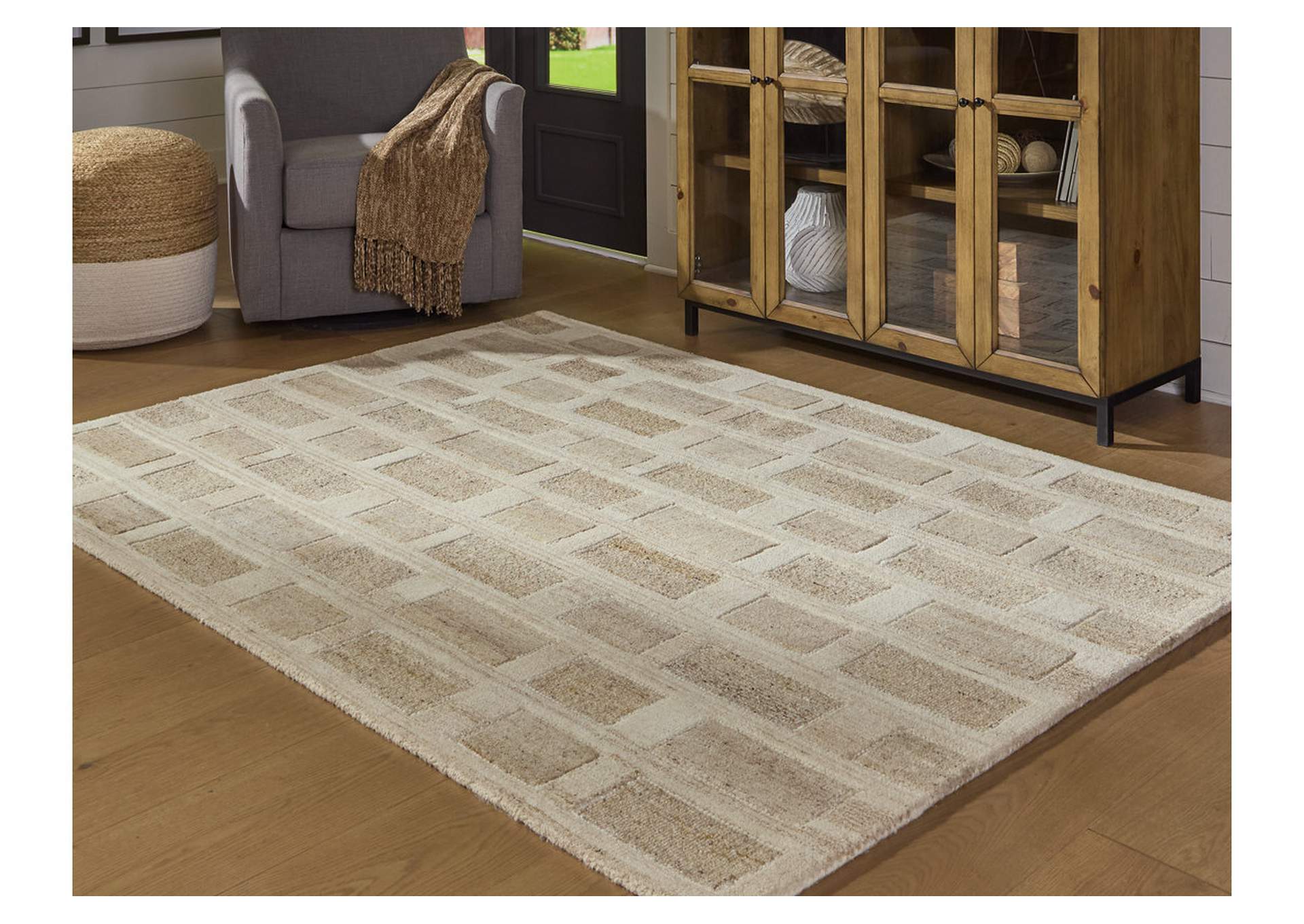 Lisgrove 5' x 7' Area Rug image 2
