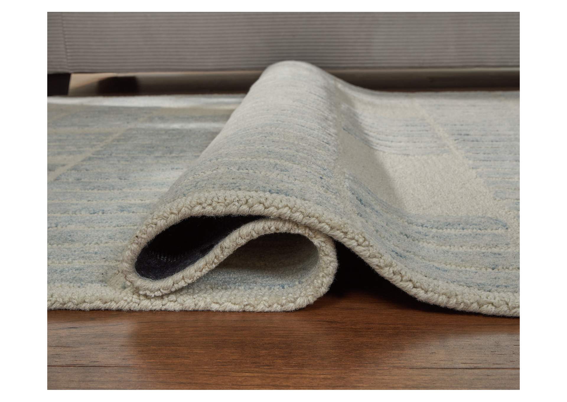 Dylanton 5' x 7' Area Rug image 4