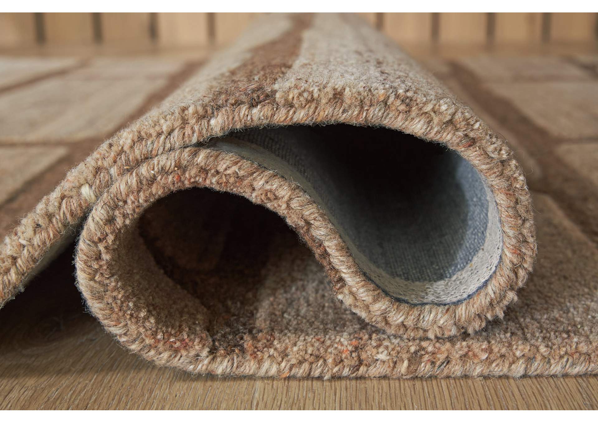 Orest Large Rug image 4