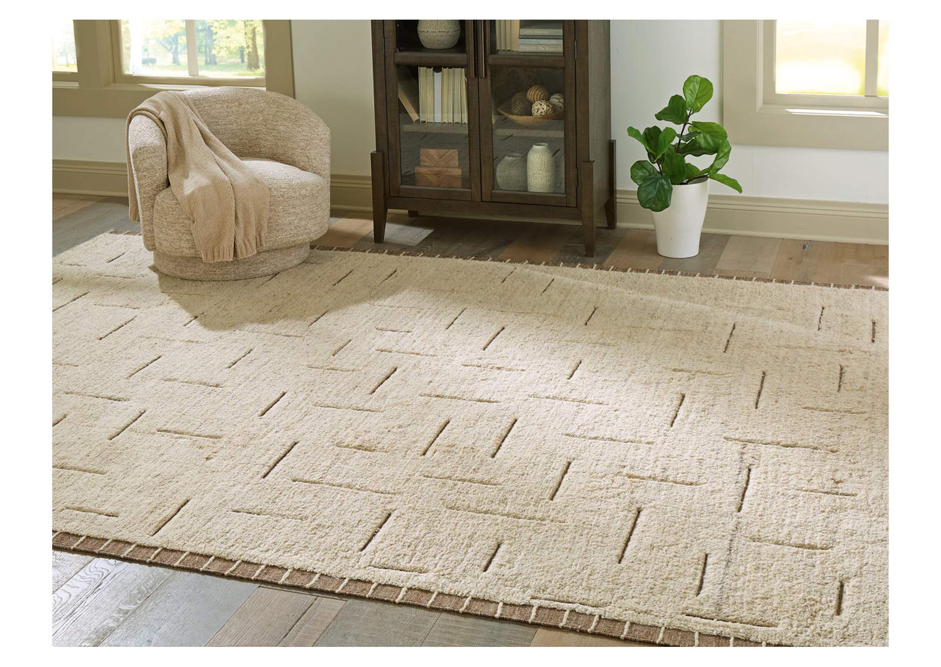 Clayman Extra Large Rug image 2