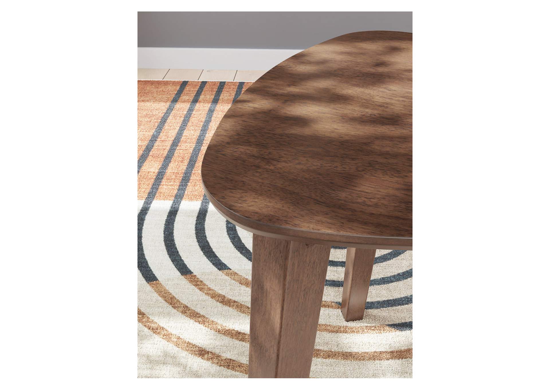 Lyncott Table (Set of 3) image 13