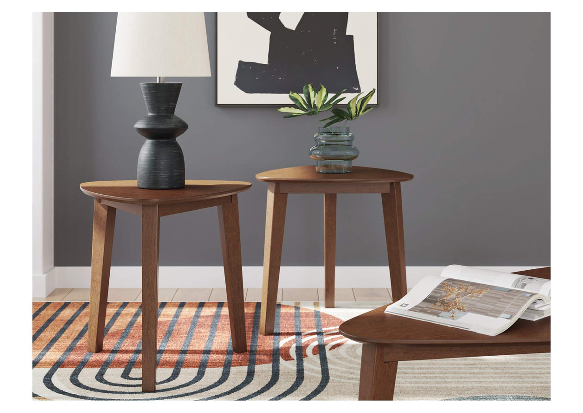 Lyncott Table (Set of 3) image 12