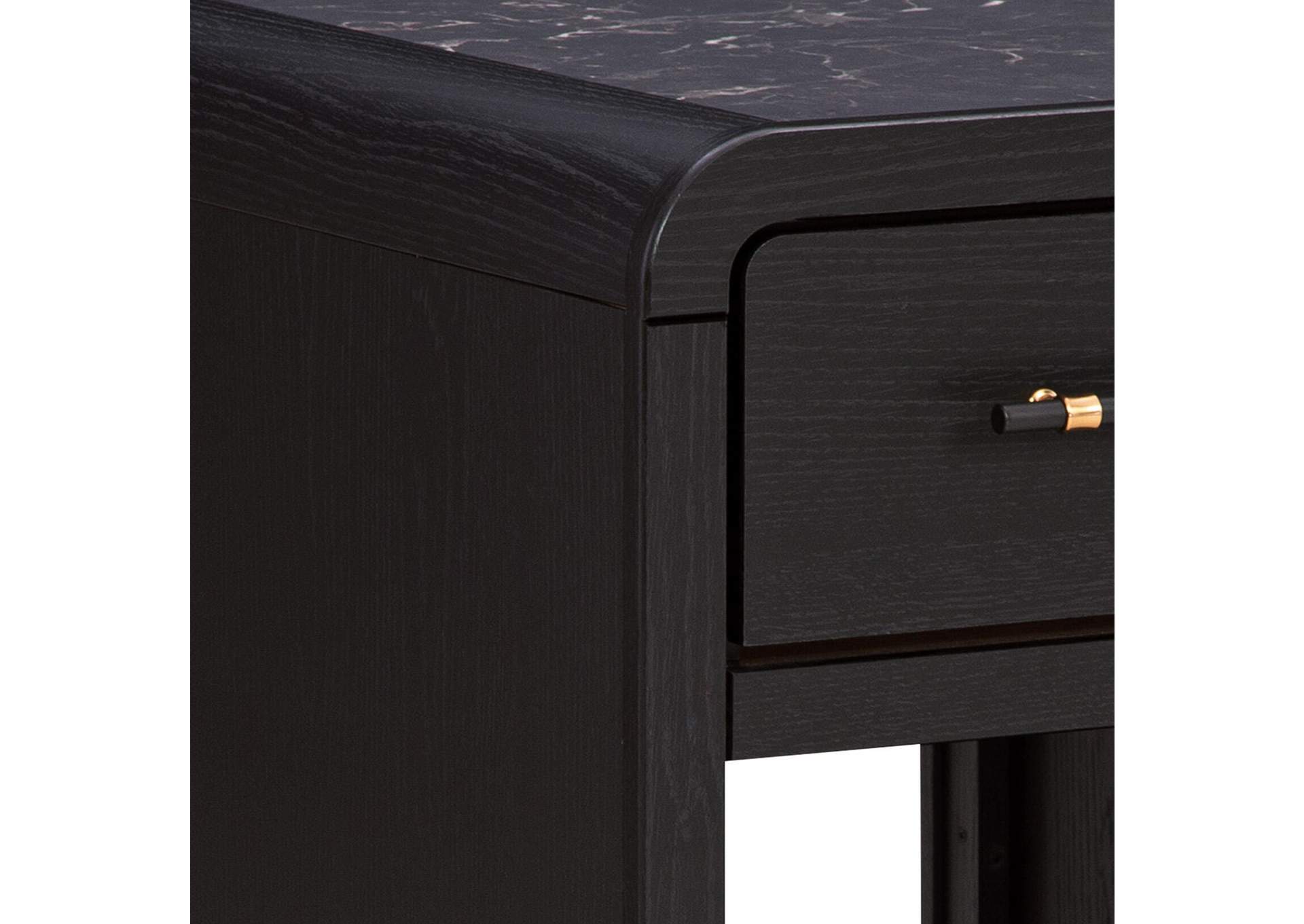 Clanden End Table image 8