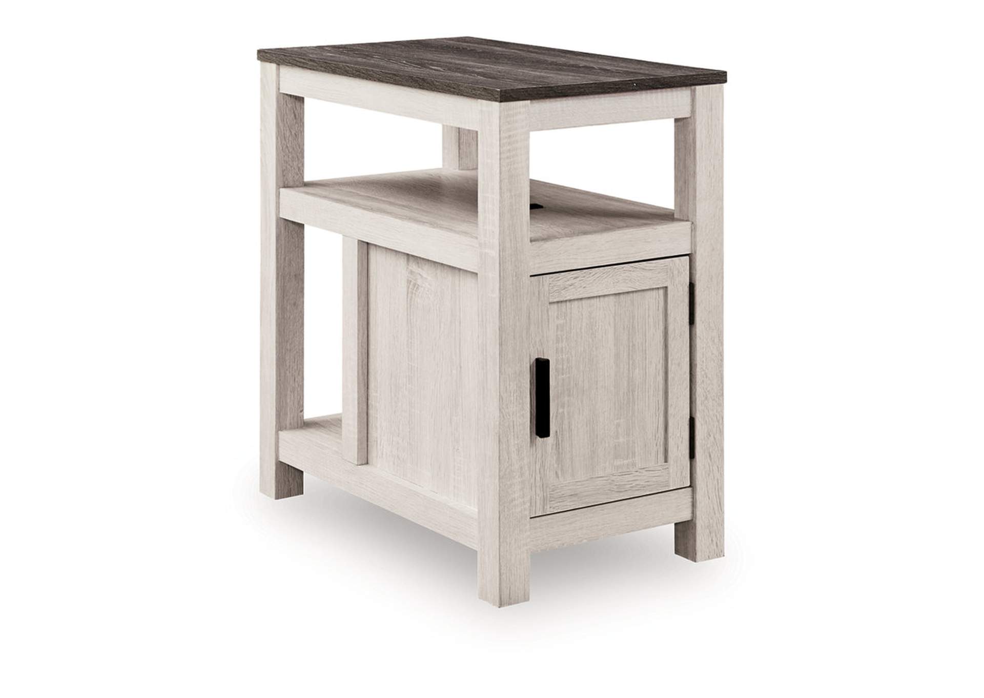Fendenmore Chairside End Table image 1