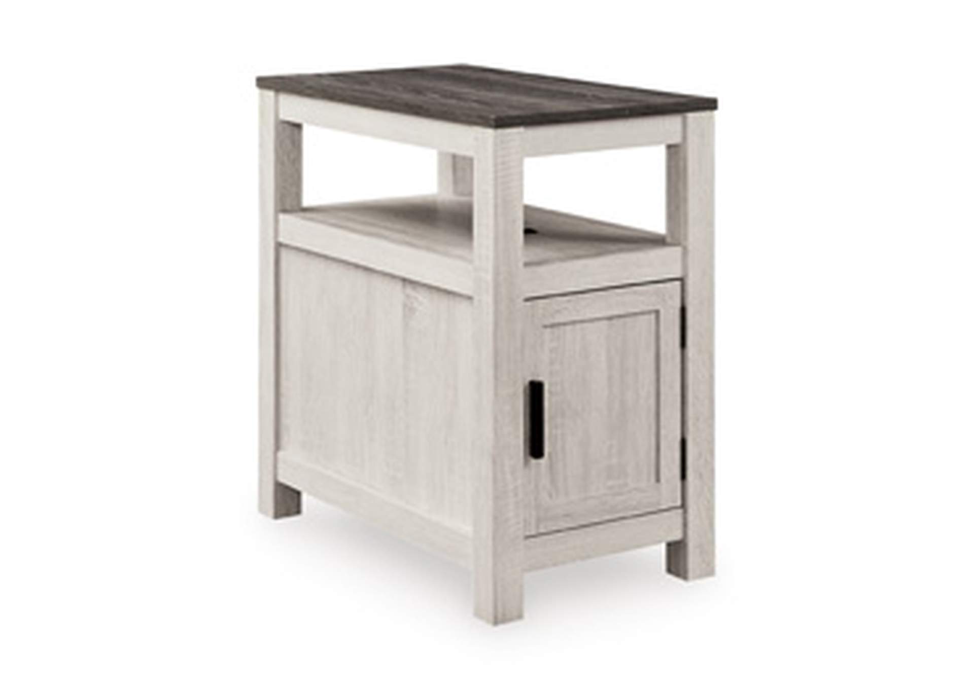 Fendenmore Chairside End Table image 4