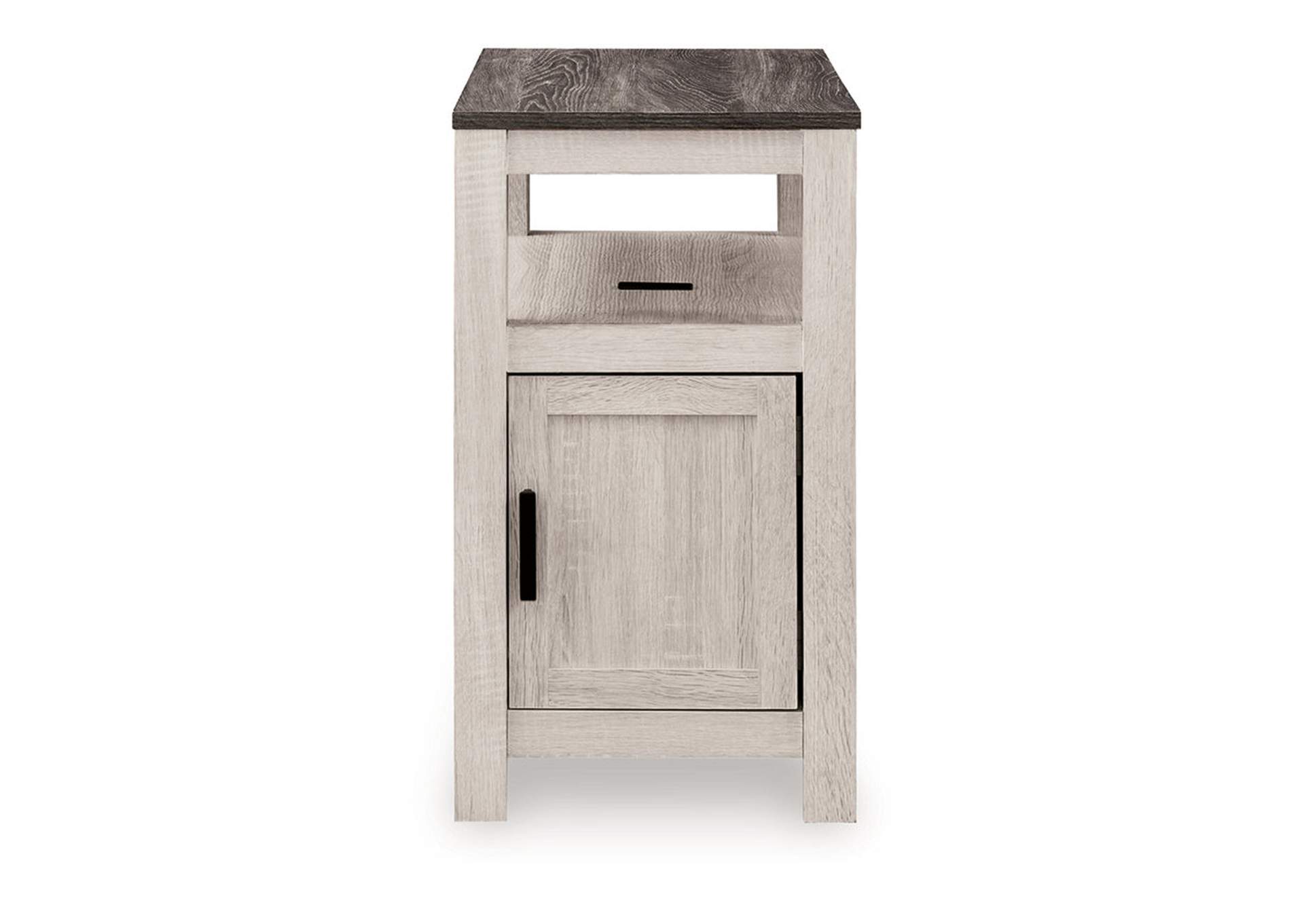 Fendenmore Chairside End Table image 4