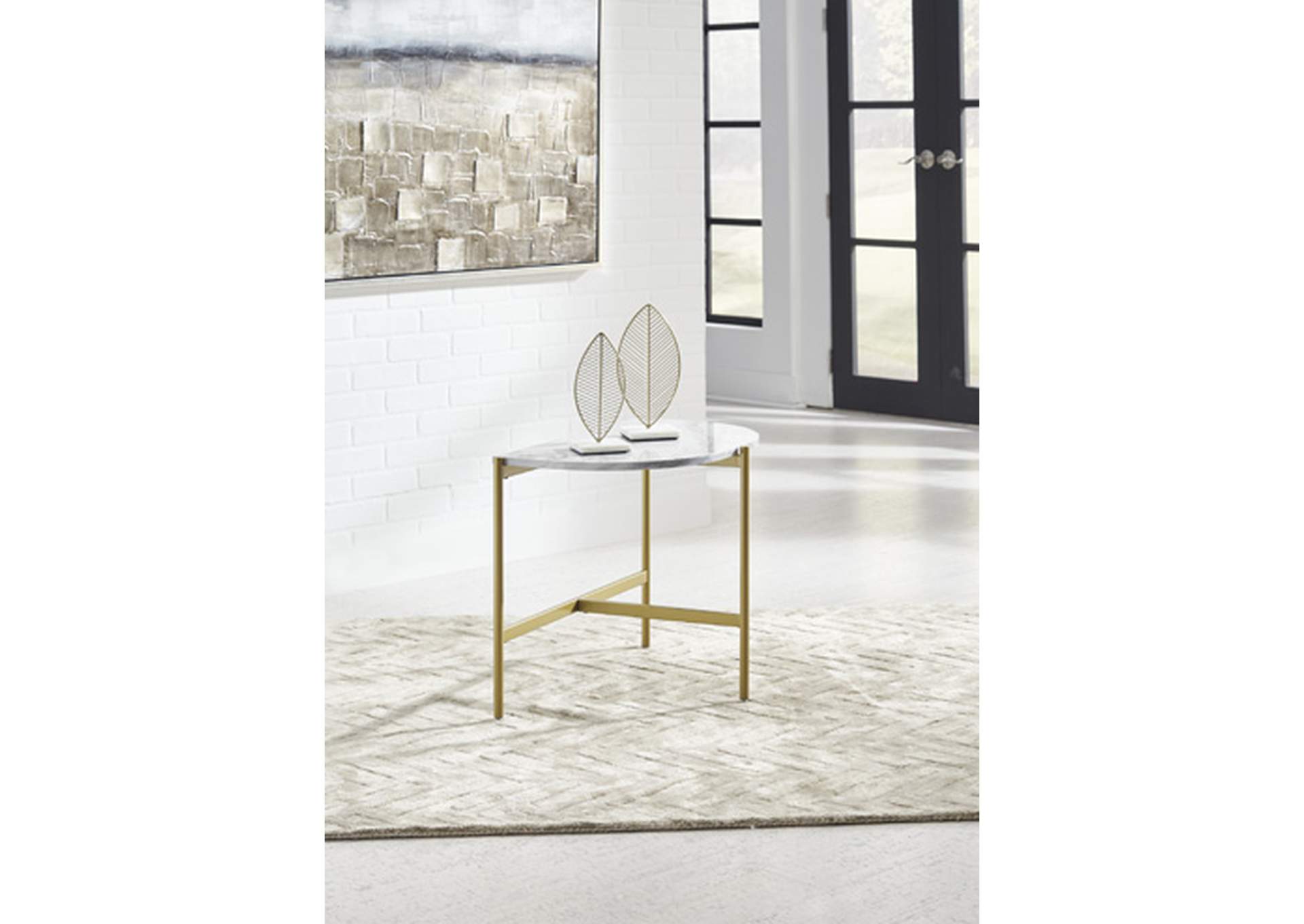 Wynora Chairside End Table image 7