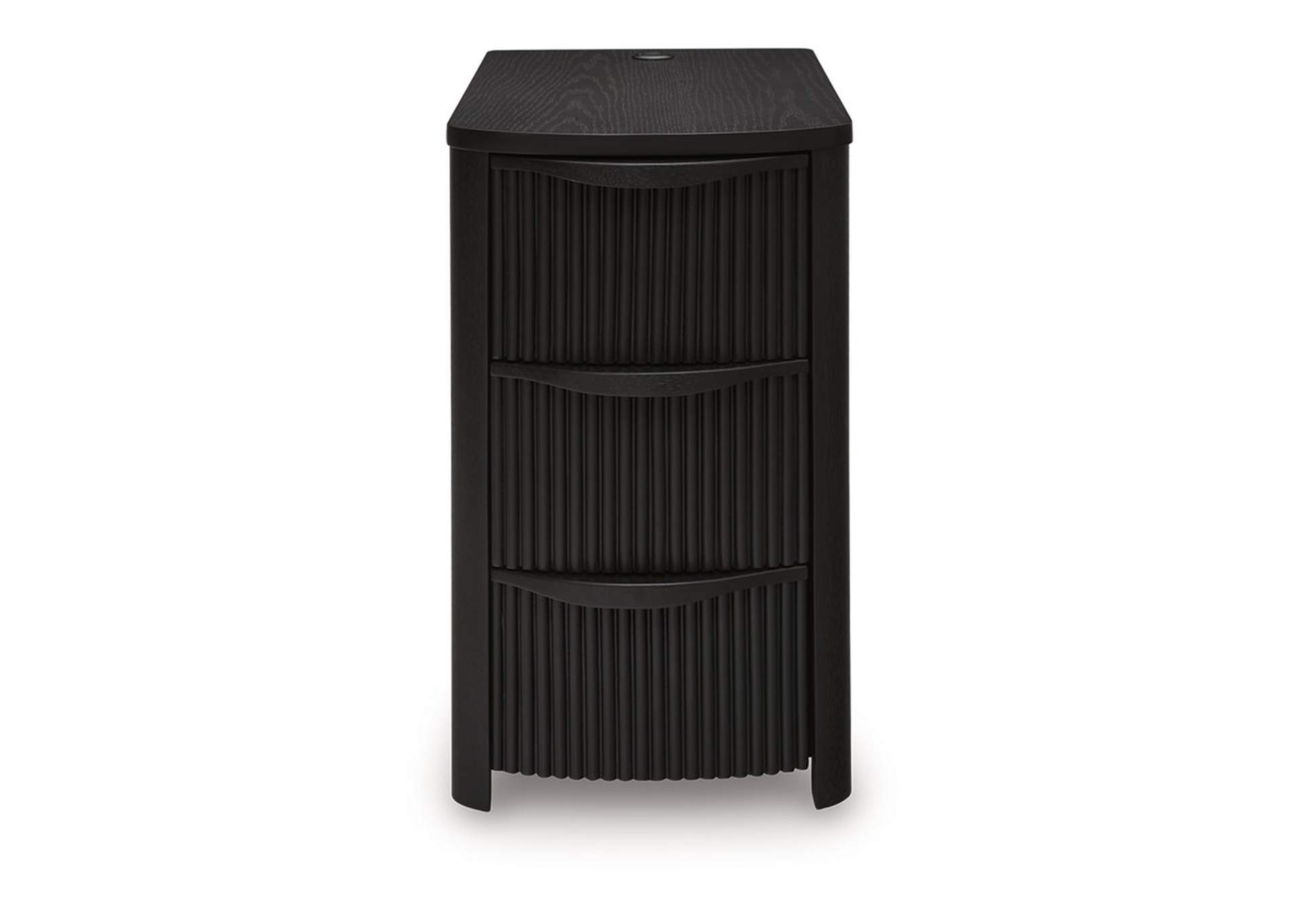 Camdill Chairside End Table image 4