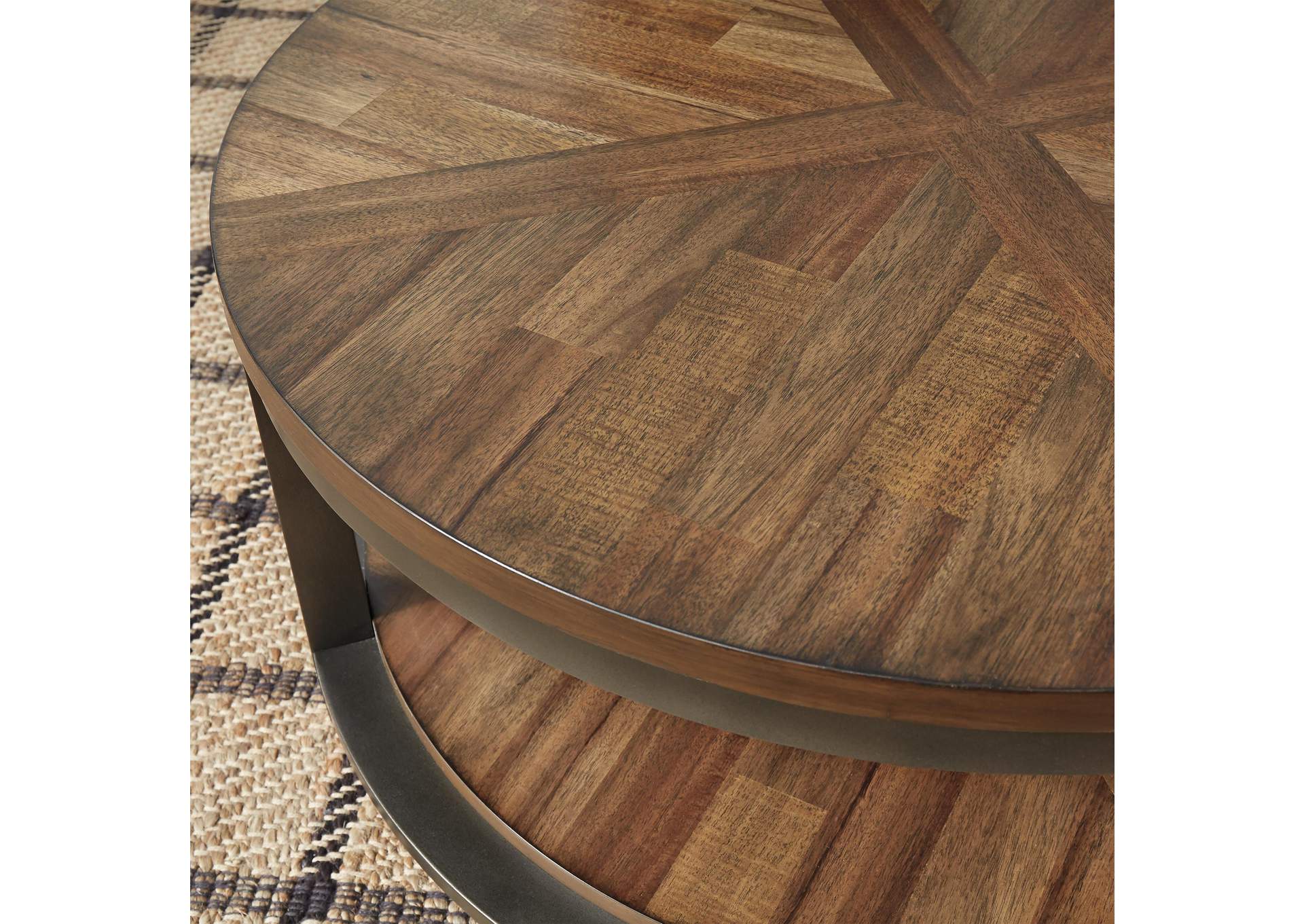 Roybeck Table (Set of 3) image 3