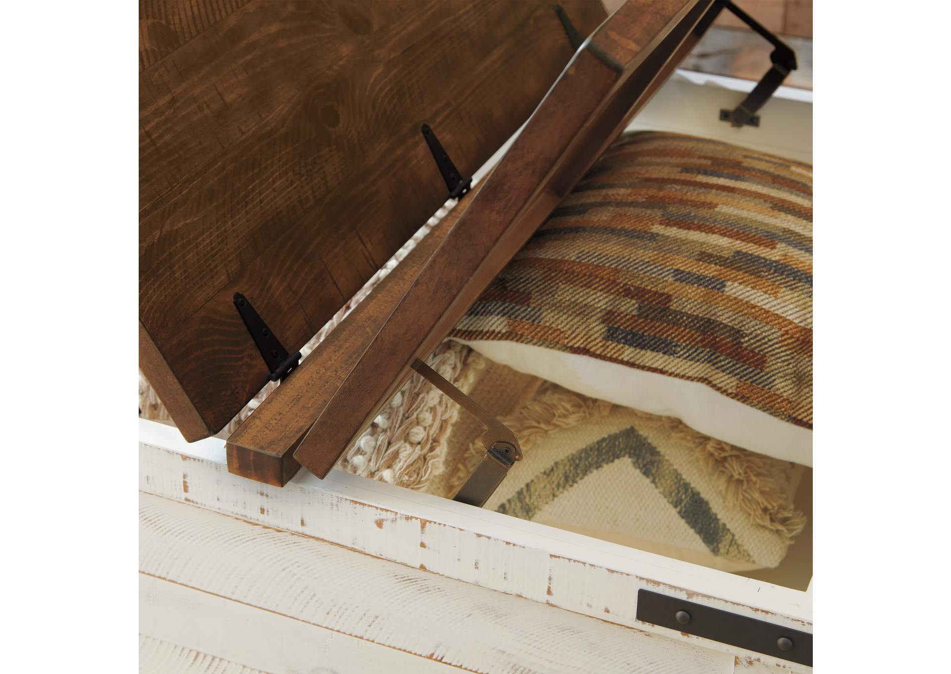 Wystfield Coffee Table image 11
