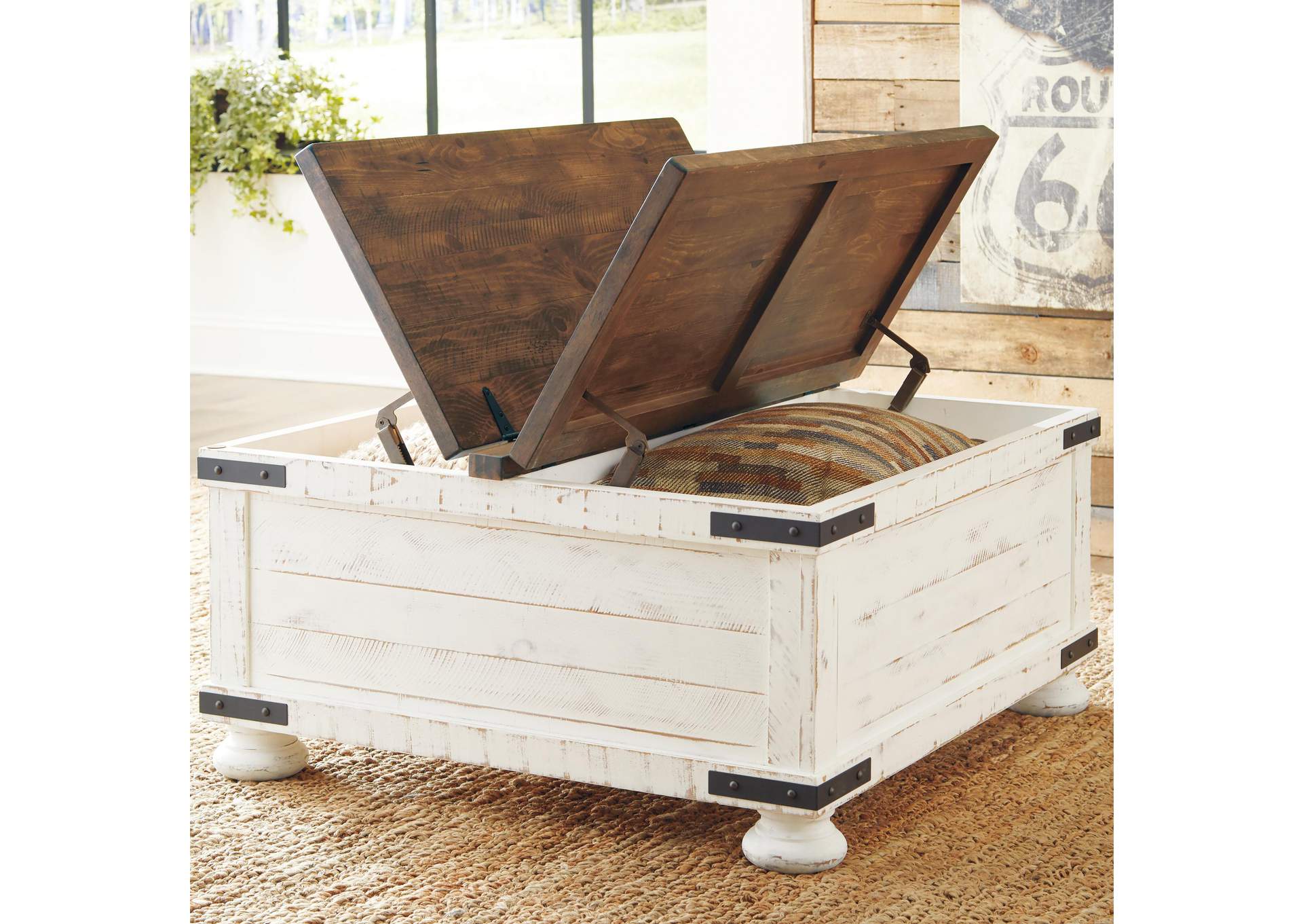 Wystfield Coffee Table image 10