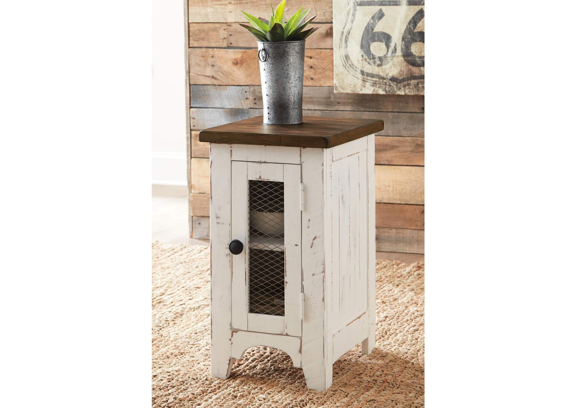 Wystfield Chairside End Table image 4