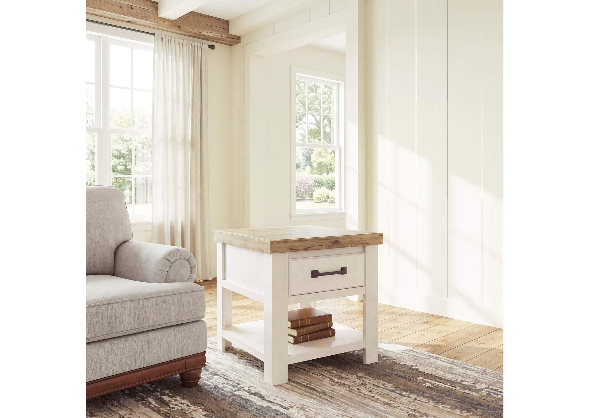 Savonport End Table image 3