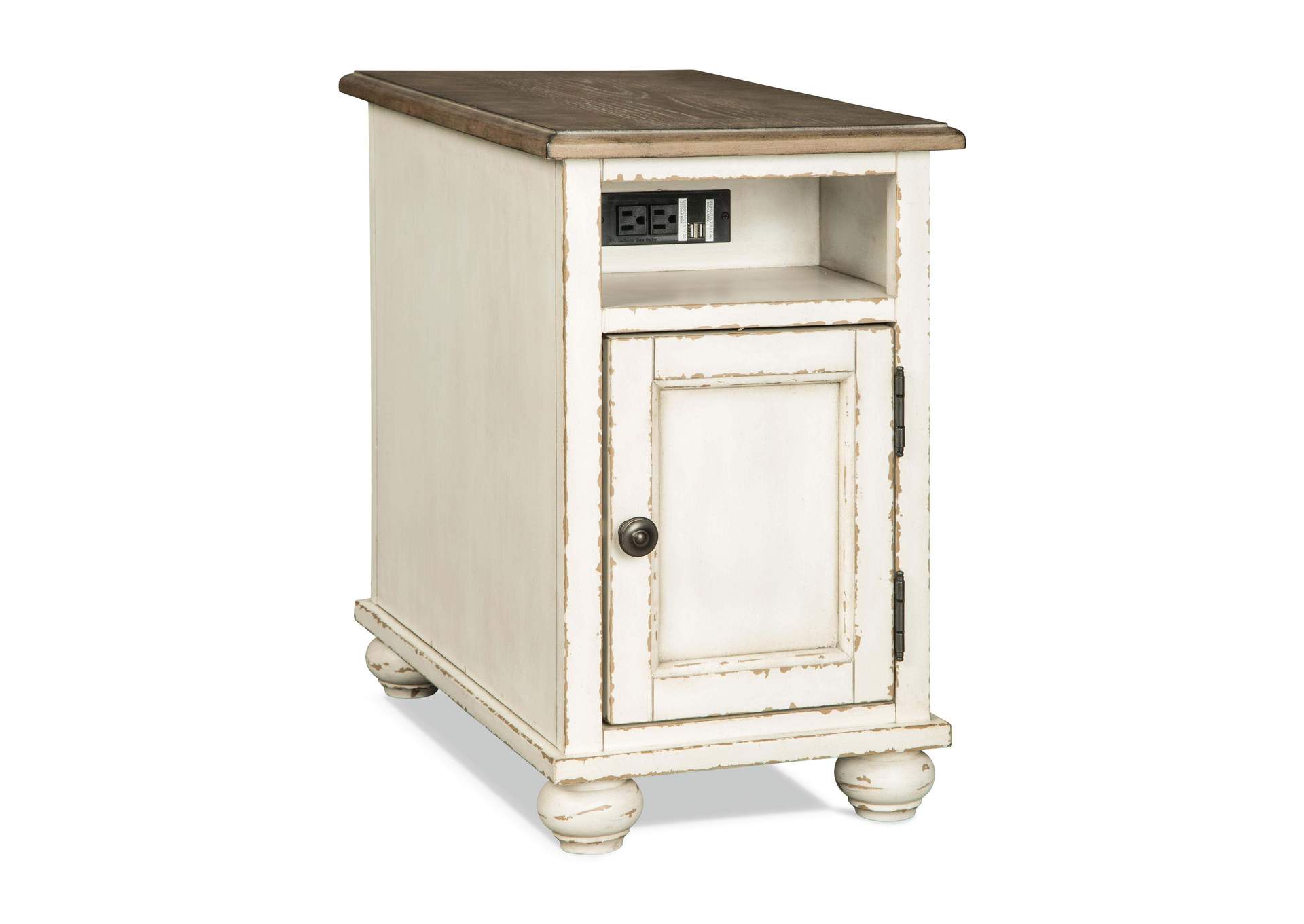 Realyn Chairside End Table image 3