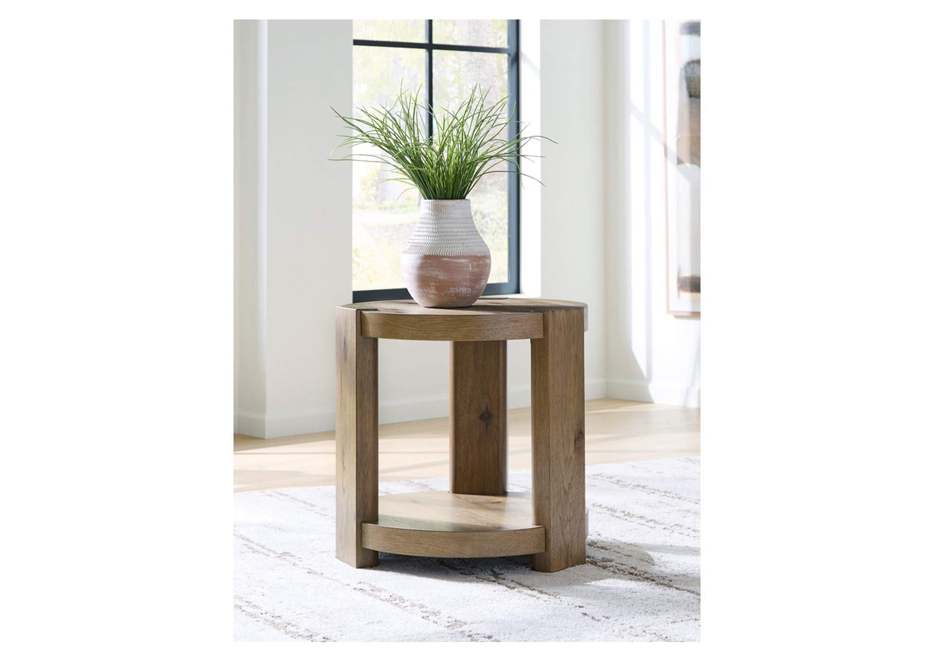 Flangren End Table image 2