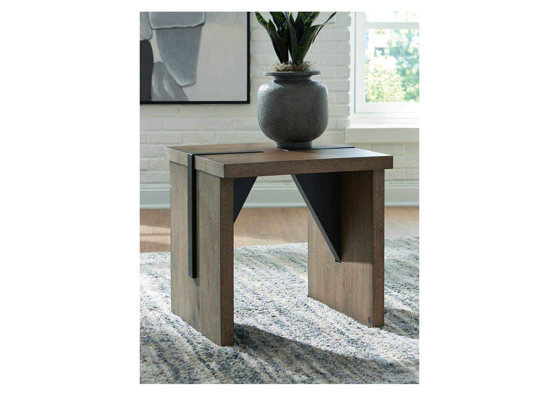 Kandinew End Table image 2