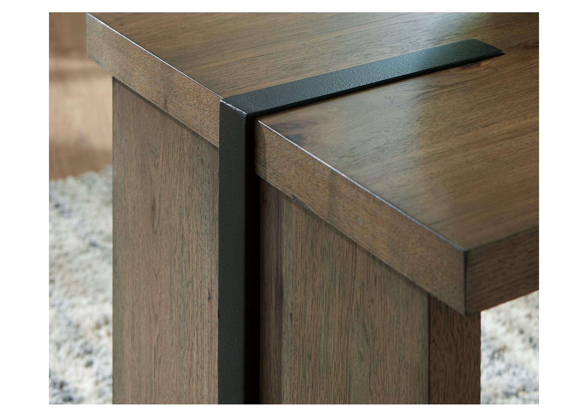 Kandinew End Table image 6