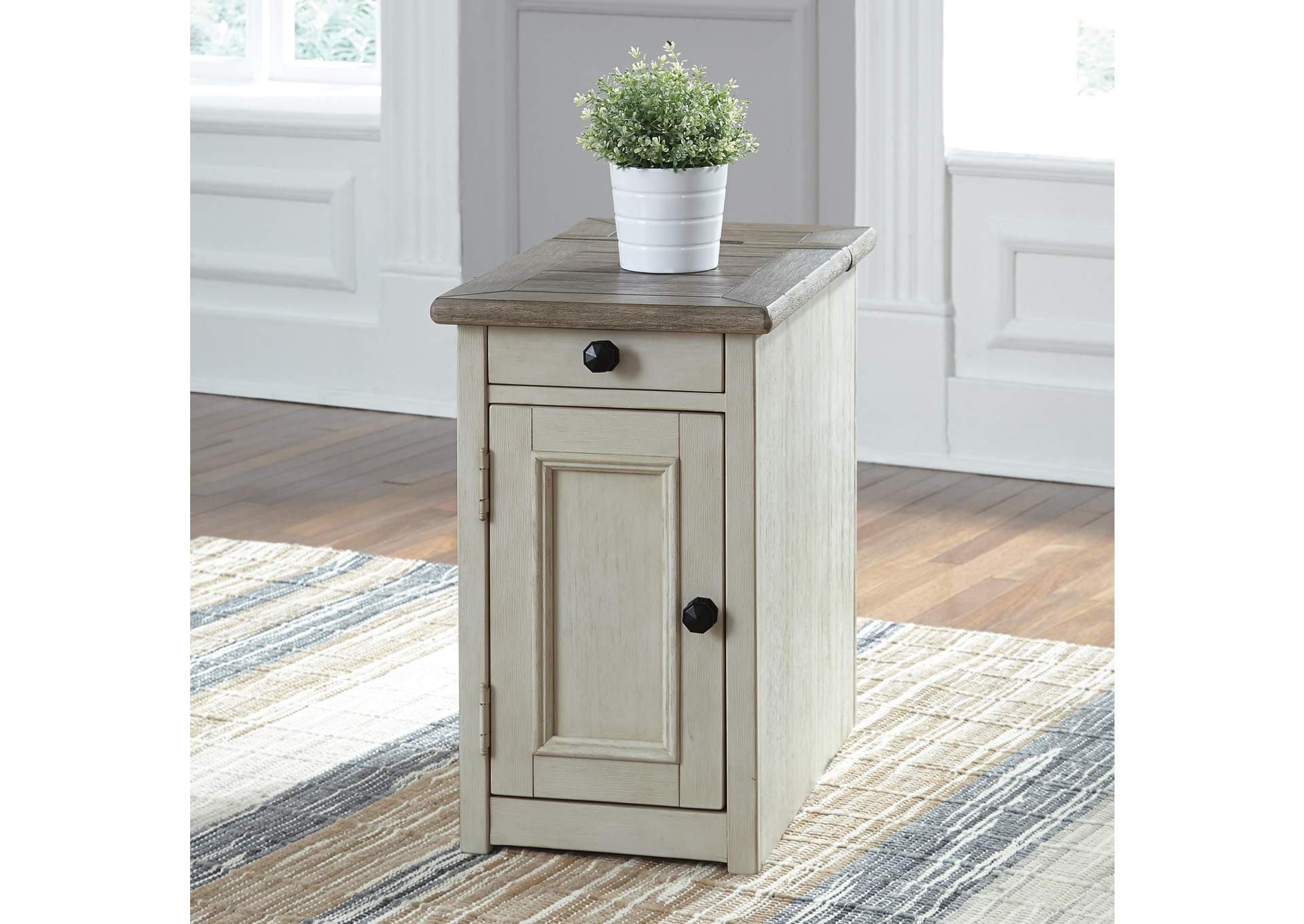 Bolanburg Chairside End Table with USB Ports & Outlets image 6