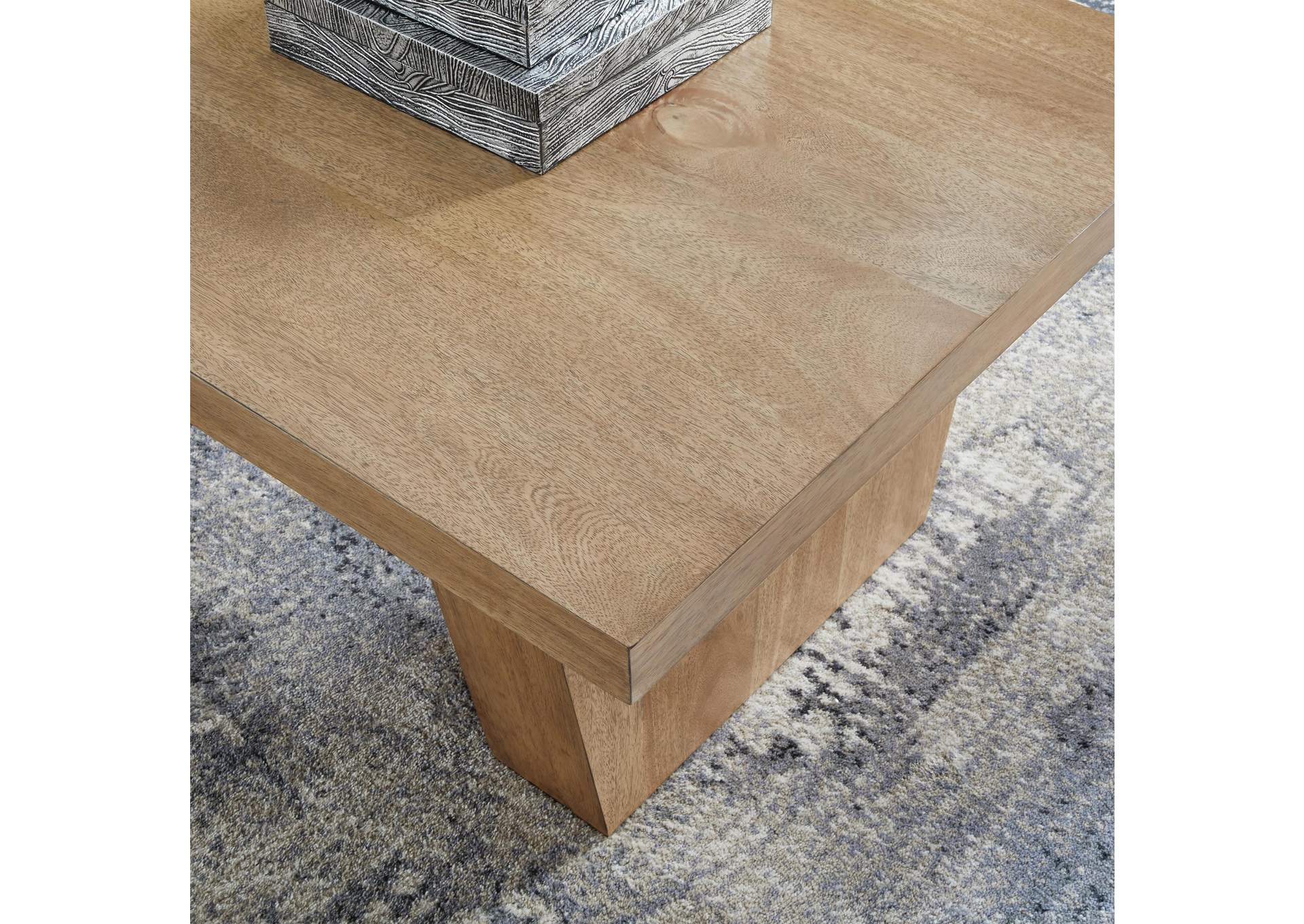 Kristiland Coffee Table image 8