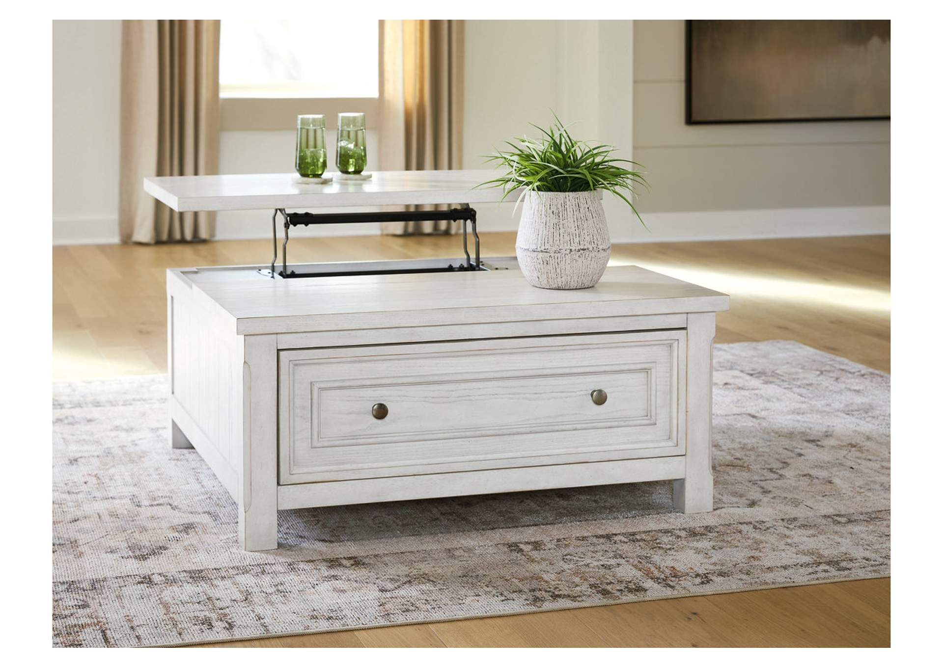 Robbinsdale Lift-Top Coffee Table image 6
