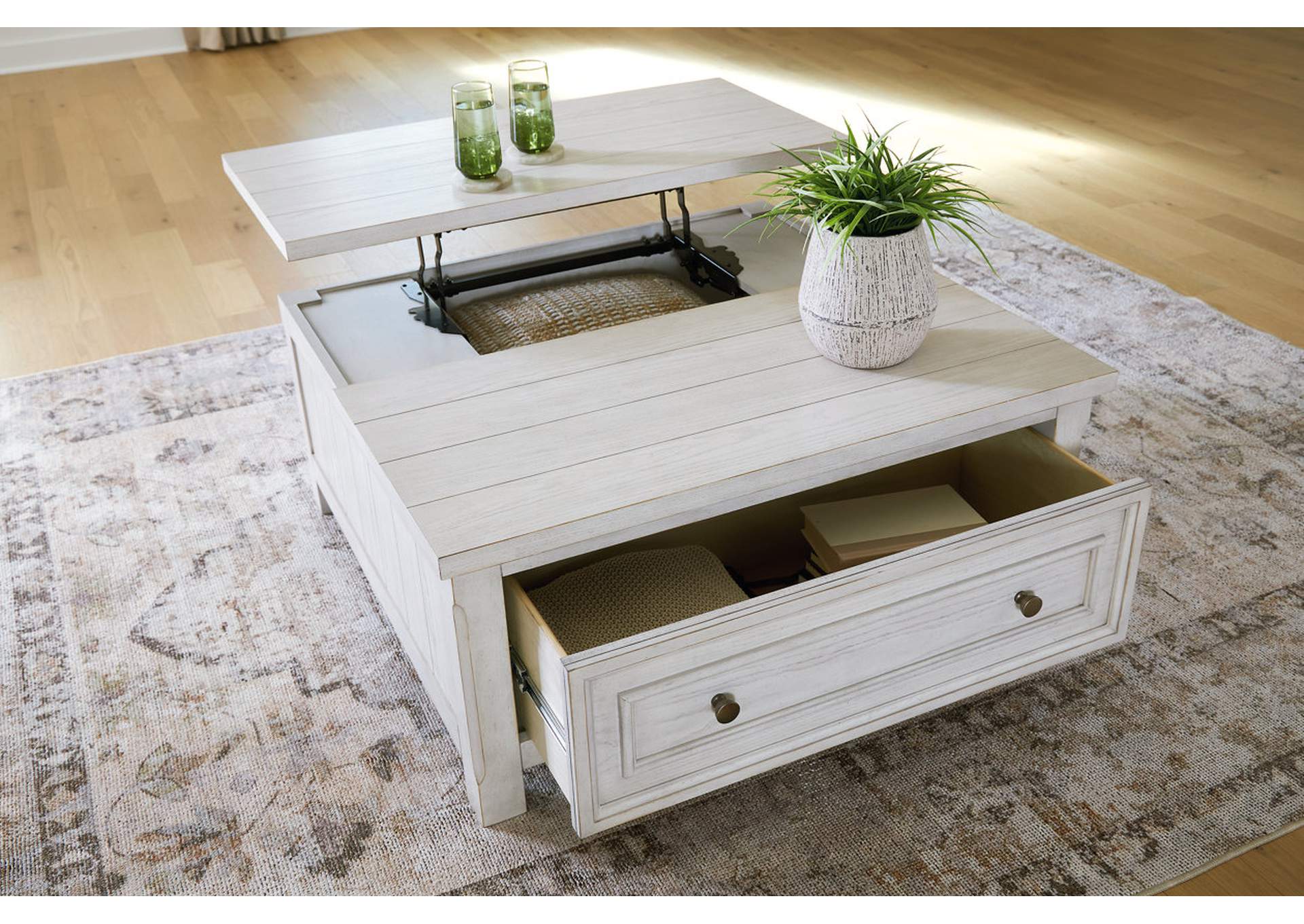 Robbinsdale Lift-Top Coffee Table image 7