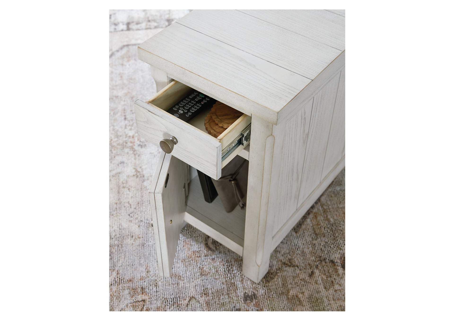 Robbinsdale Chairside End Table image 6
