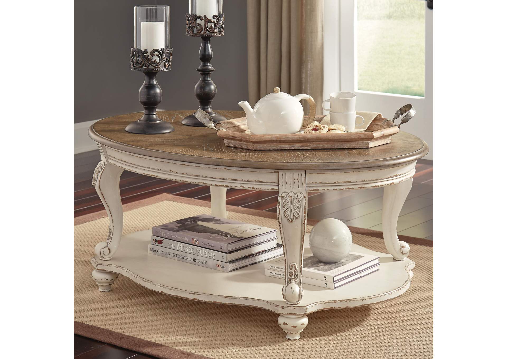 Realyn Coffee Table image 4