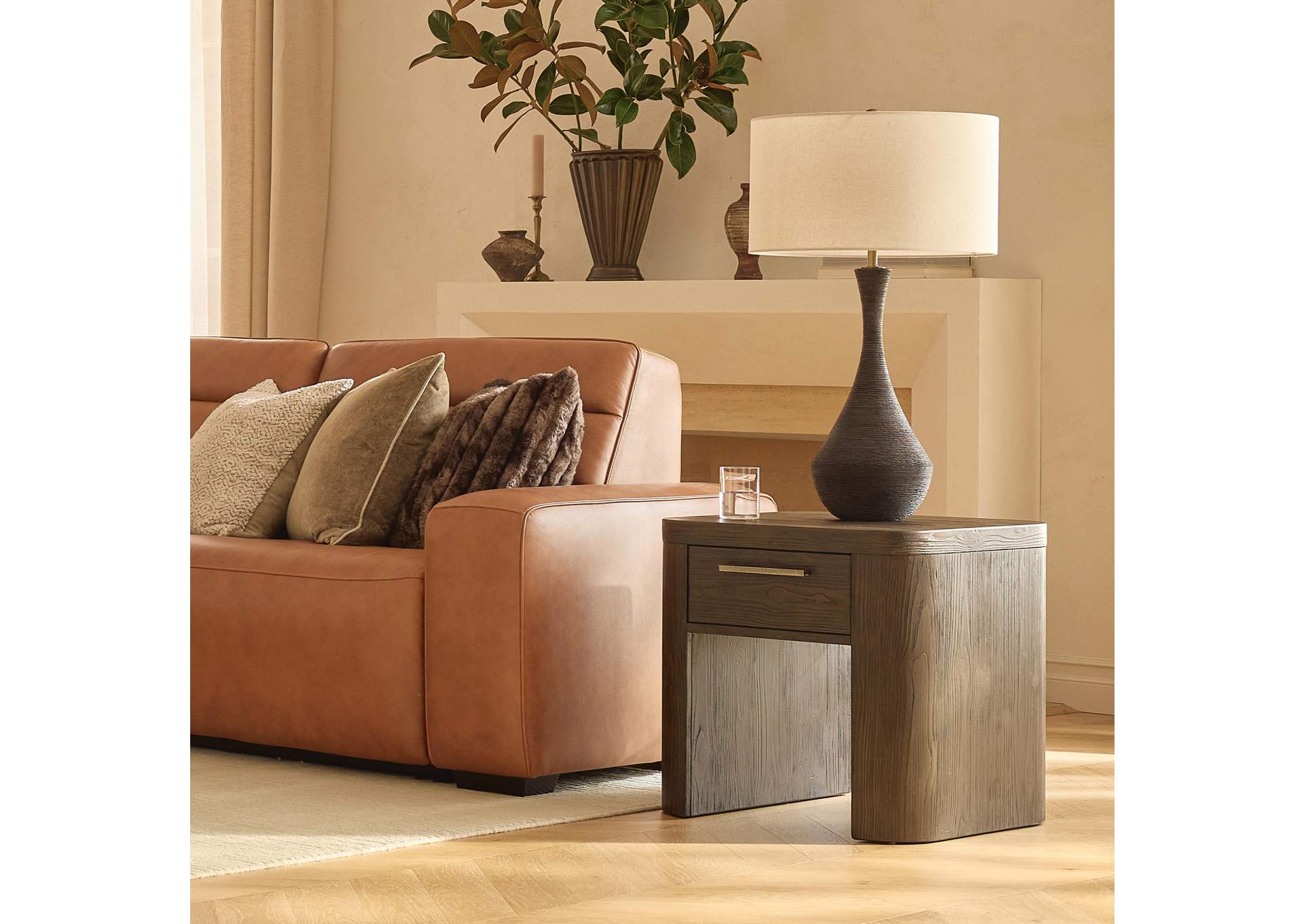 Neo End Table image 3