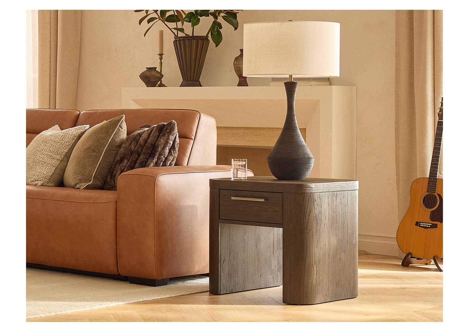 Neo End Table image 8