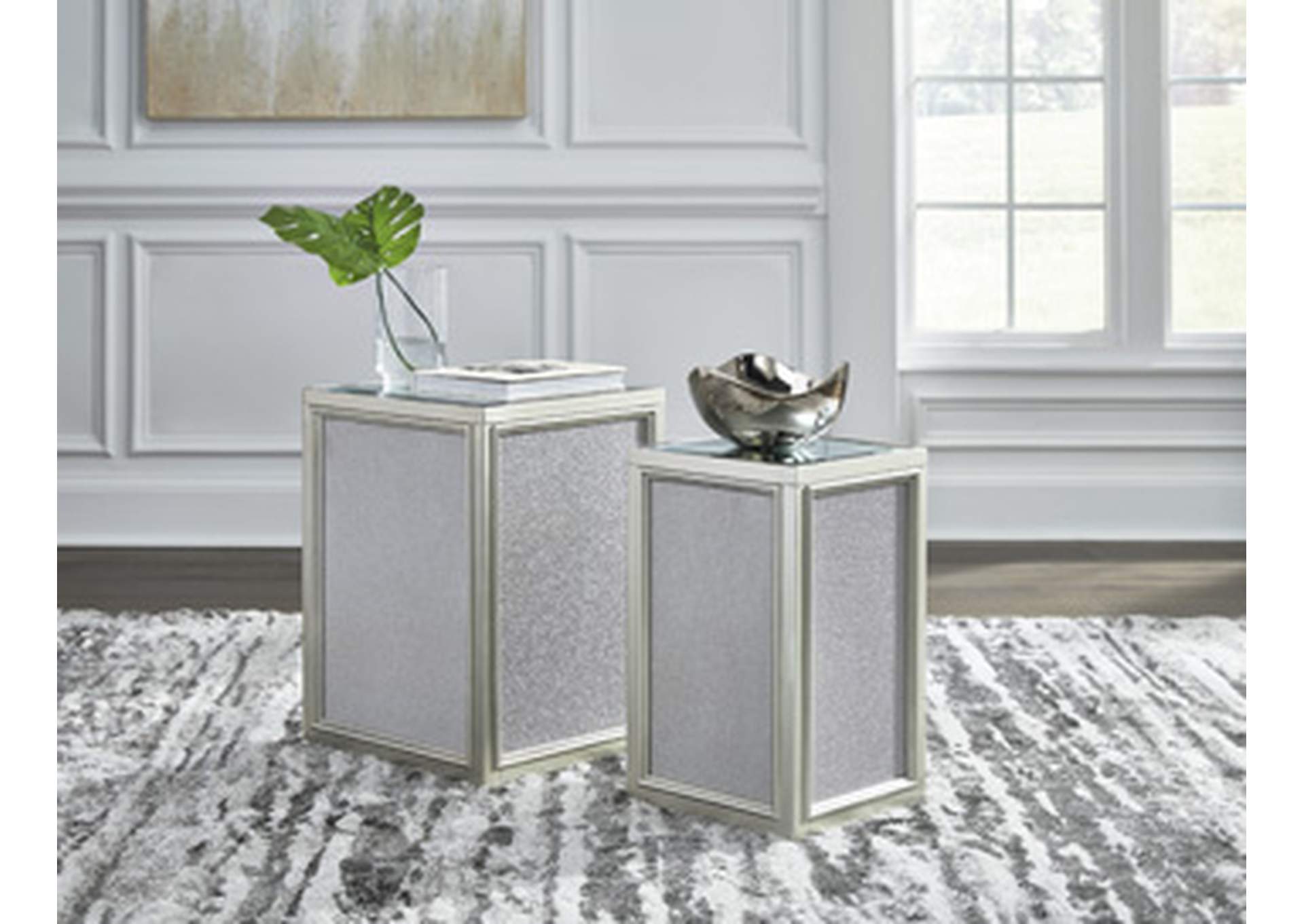 Traleena Nesting End Table (Set of 2) image 3